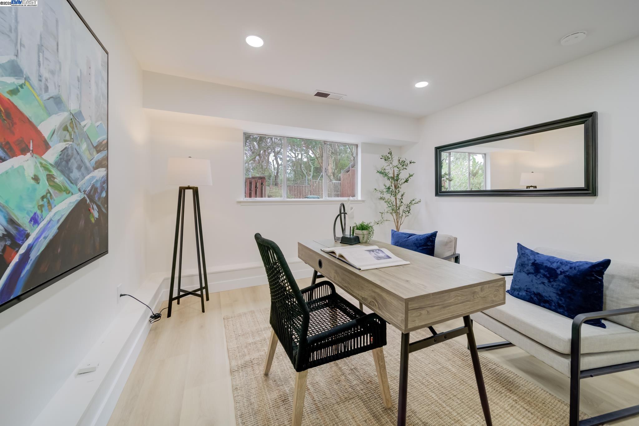 Detail Gallery Image 36 of 44 For 100 Alameda Place, San Bruno,  CA 94066-2534 - 4 Beds | 3 Baths