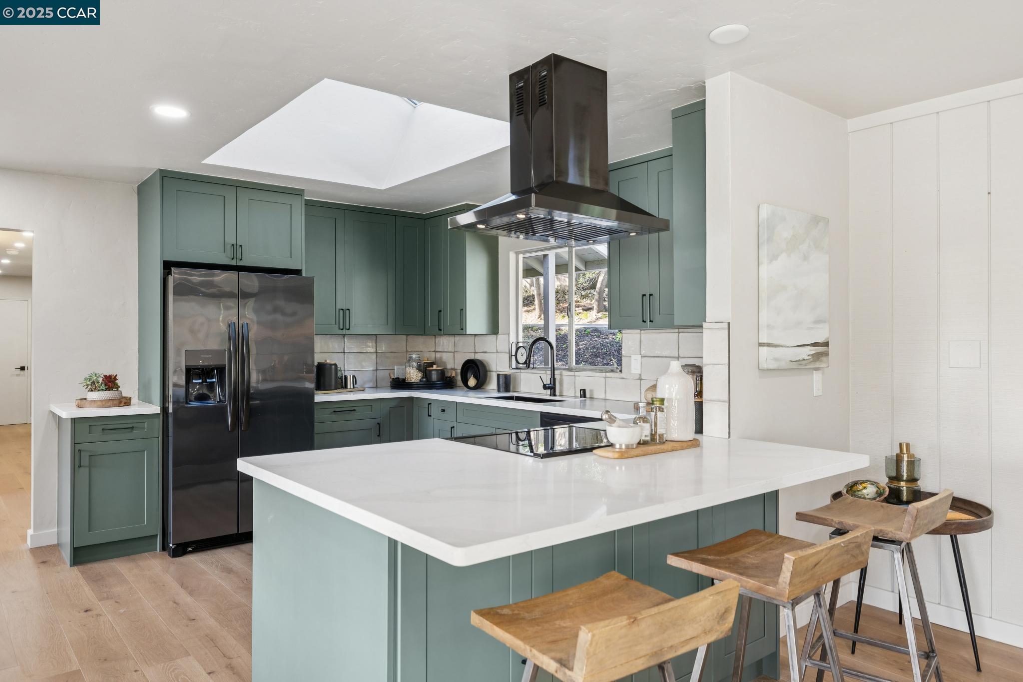 Detail Gallery Image 22 of 48 For 11 Los Dedos Rd, Orinda,  CA 94563 - 3 Beds | 2 Baths