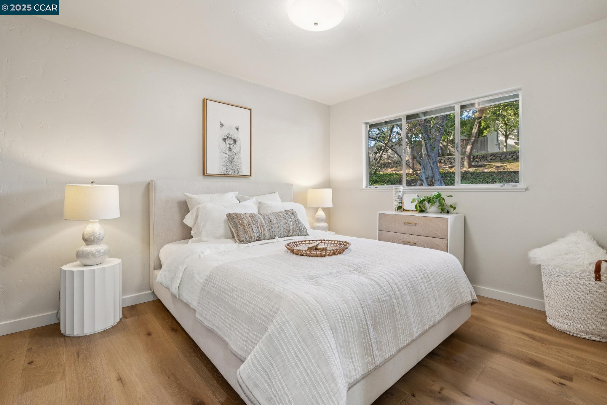 Detail Gallery Image 32 of 48 For 11 Los Dedos Rd, Orinda,  CA 94563 - 3 Beds | 2 Baths