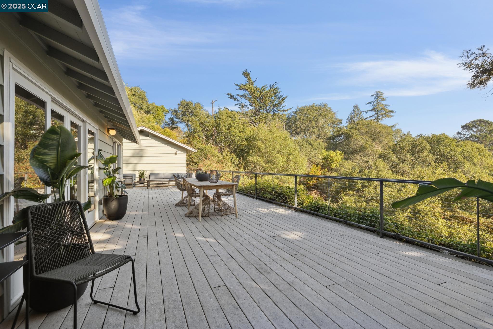 Detail Gallery Image 39 of 48 For 11 Los Dedos Rd, Orinda,  CA 94563 - 3 Beds | 2 Baths