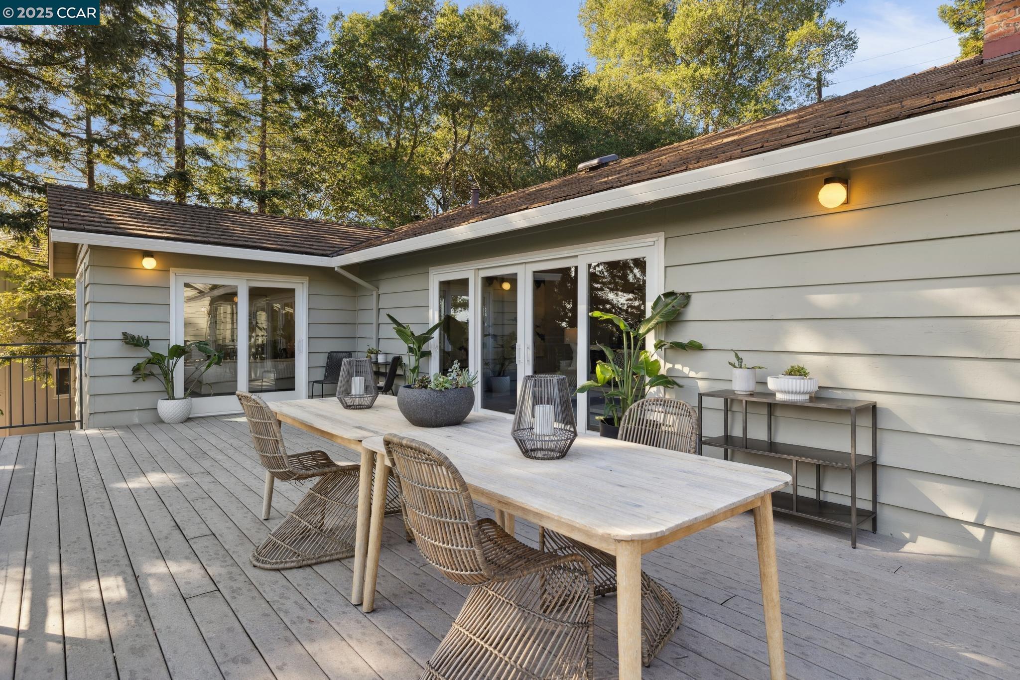 Detail Gallery Image 41 of 48 For 11 Los Dedos Rd, Orinda,  CA 94563 - 3 Beds | 2 Baths