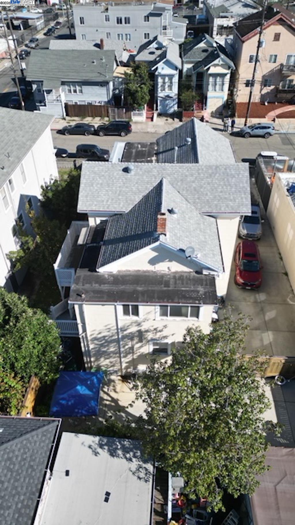 Detail Gallery Image 11 of 31 For 1011 E 11th St, Oakland,  CA 94606 - – Beds | – Baths