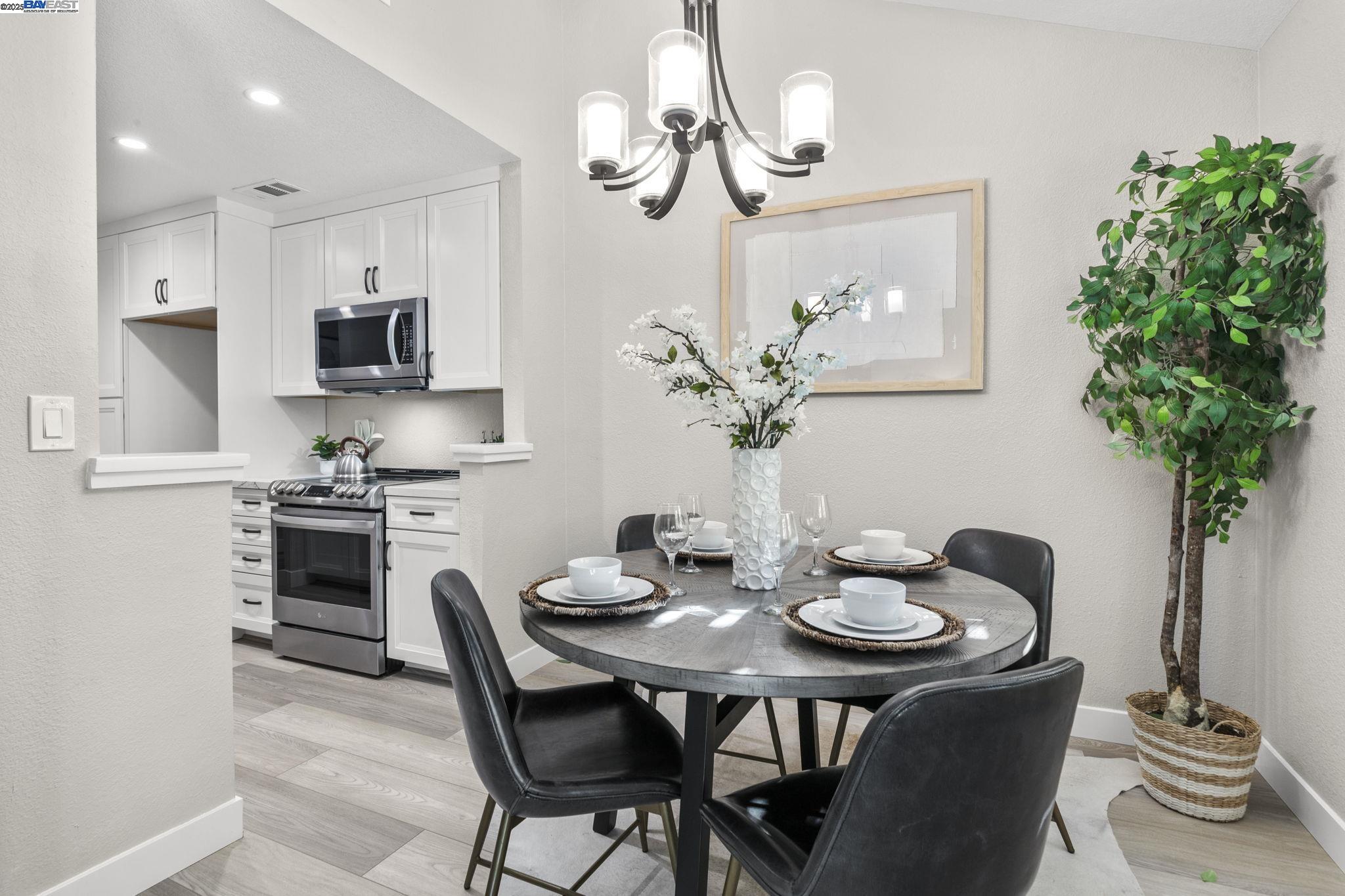 Detail Gallery Image 23 of 51 For 8170 Mountain View Dr #F,  Pleasanton,  CA 94588 - 1 Beds | 1 Baths