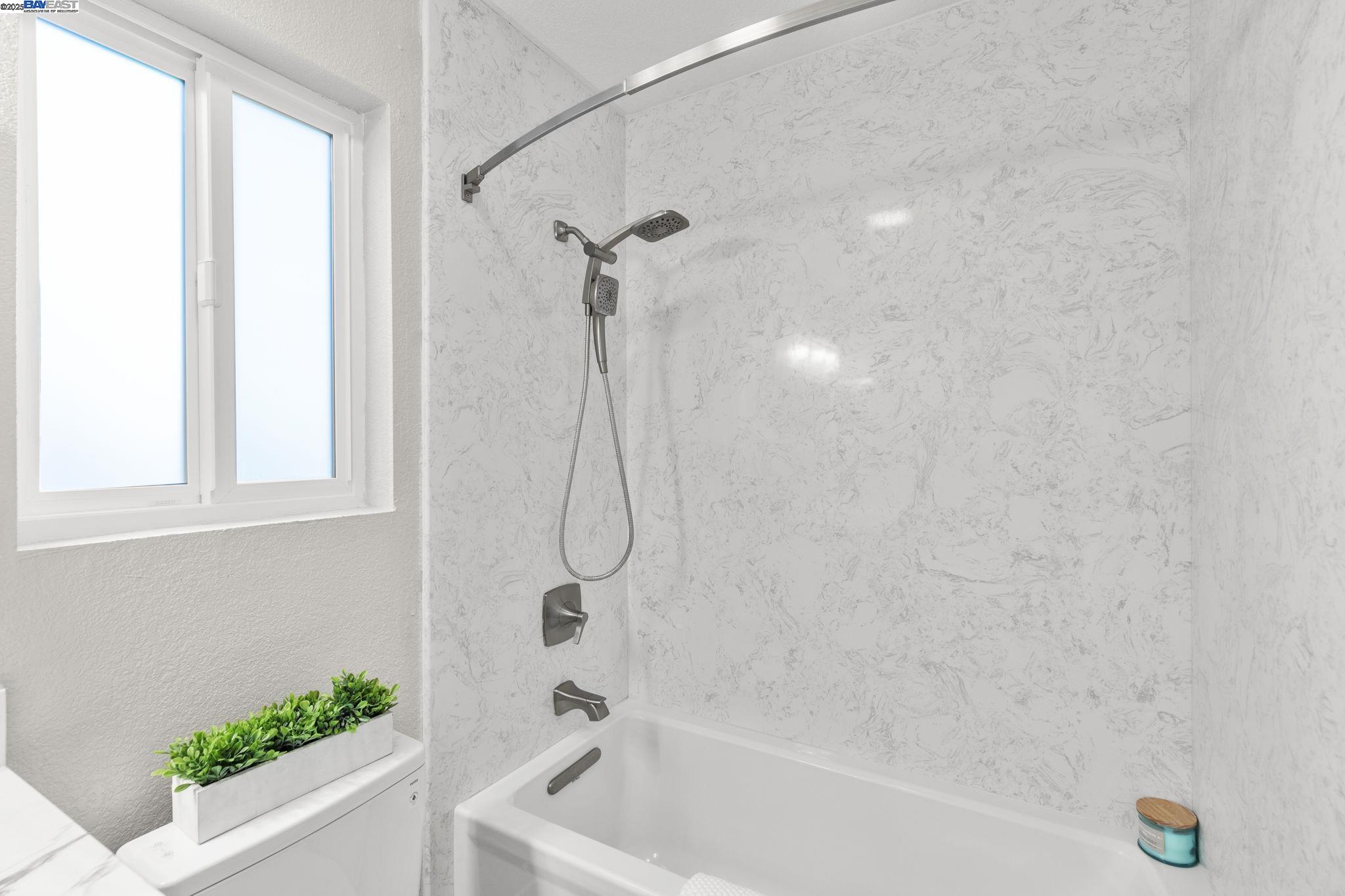 Detail Gallery Image 30 of 51 For 8170 Mountain View Dr #F,  Pleasanton,  CA 94588 - 1 Beds | 1 Baths