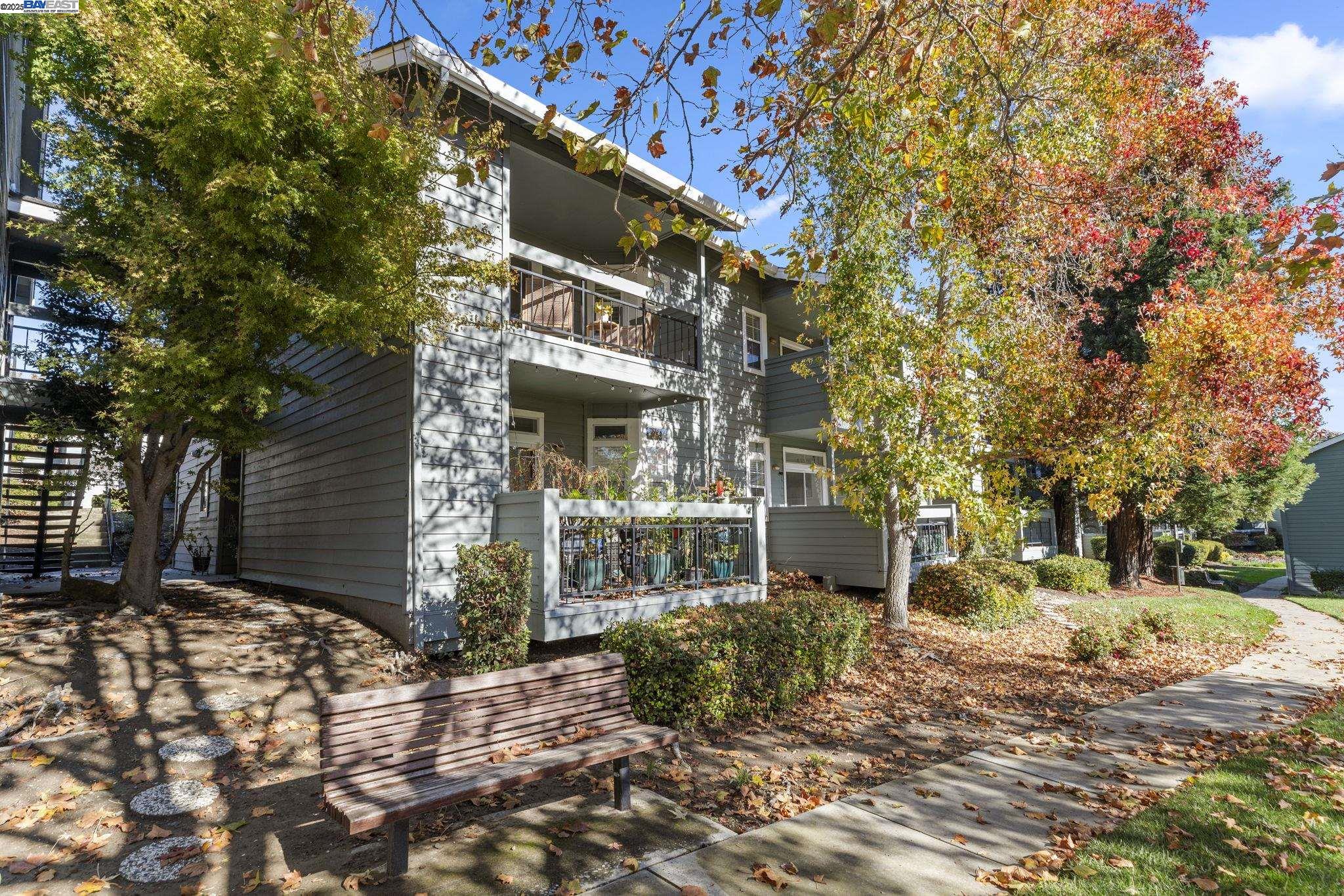 Detail Gallery Image 39 of 51 For 8170 Mountain View Dr #F,  Pleasanton,  CA 94588 - 1 Beds | 1 Baths