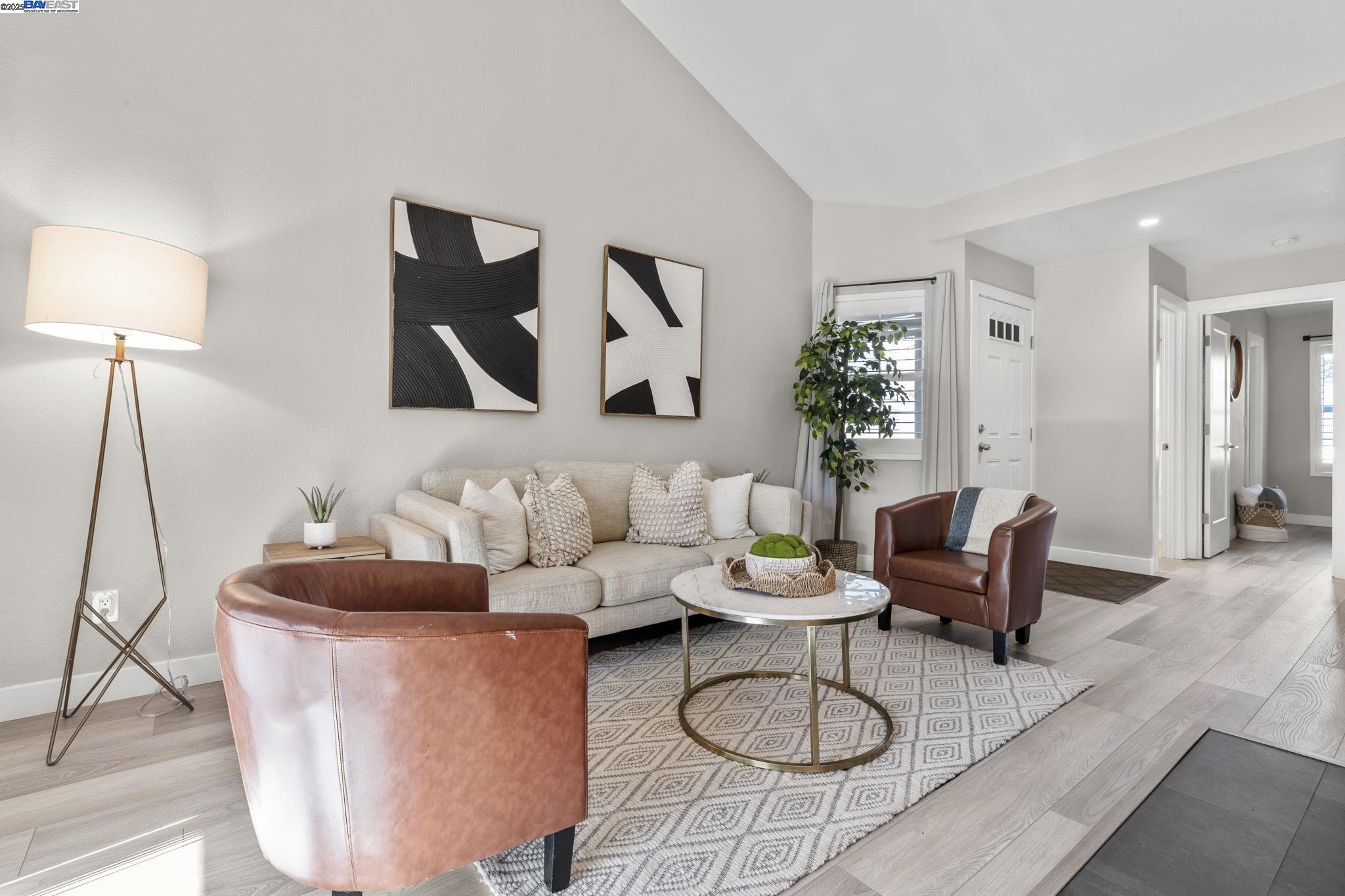 Detail Gallery Image 7 of 51 For 8170 Mountain View Dr #F,  Pleasanton,  CA 94588 - 1 Beds | 1 Baths