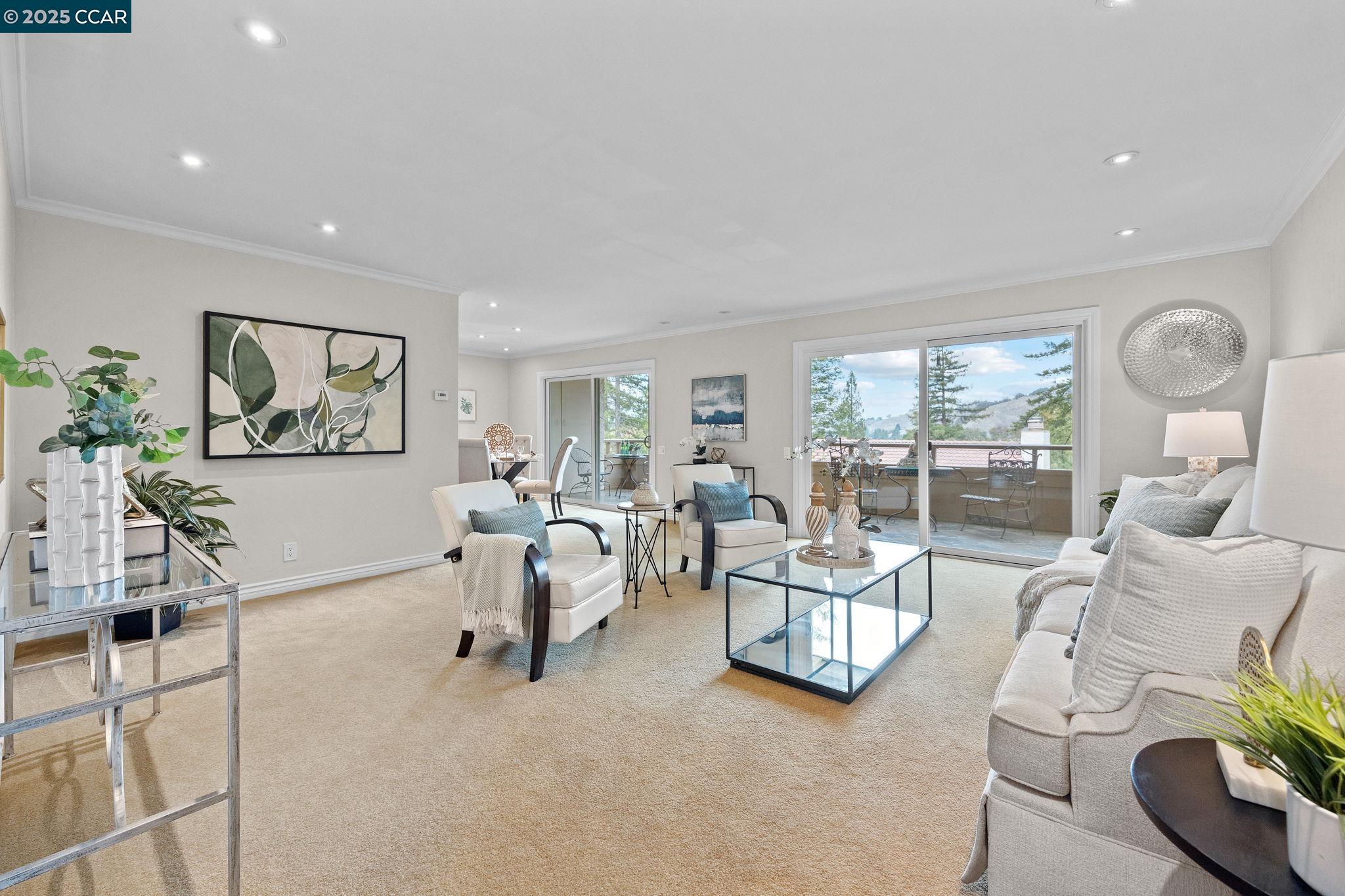 Detail Gallery Image 3 of 47 For 1129 Avenida Sevilla 5b,  Walnut Creek,  CA 94595 - 2 Beds | 2 Baths