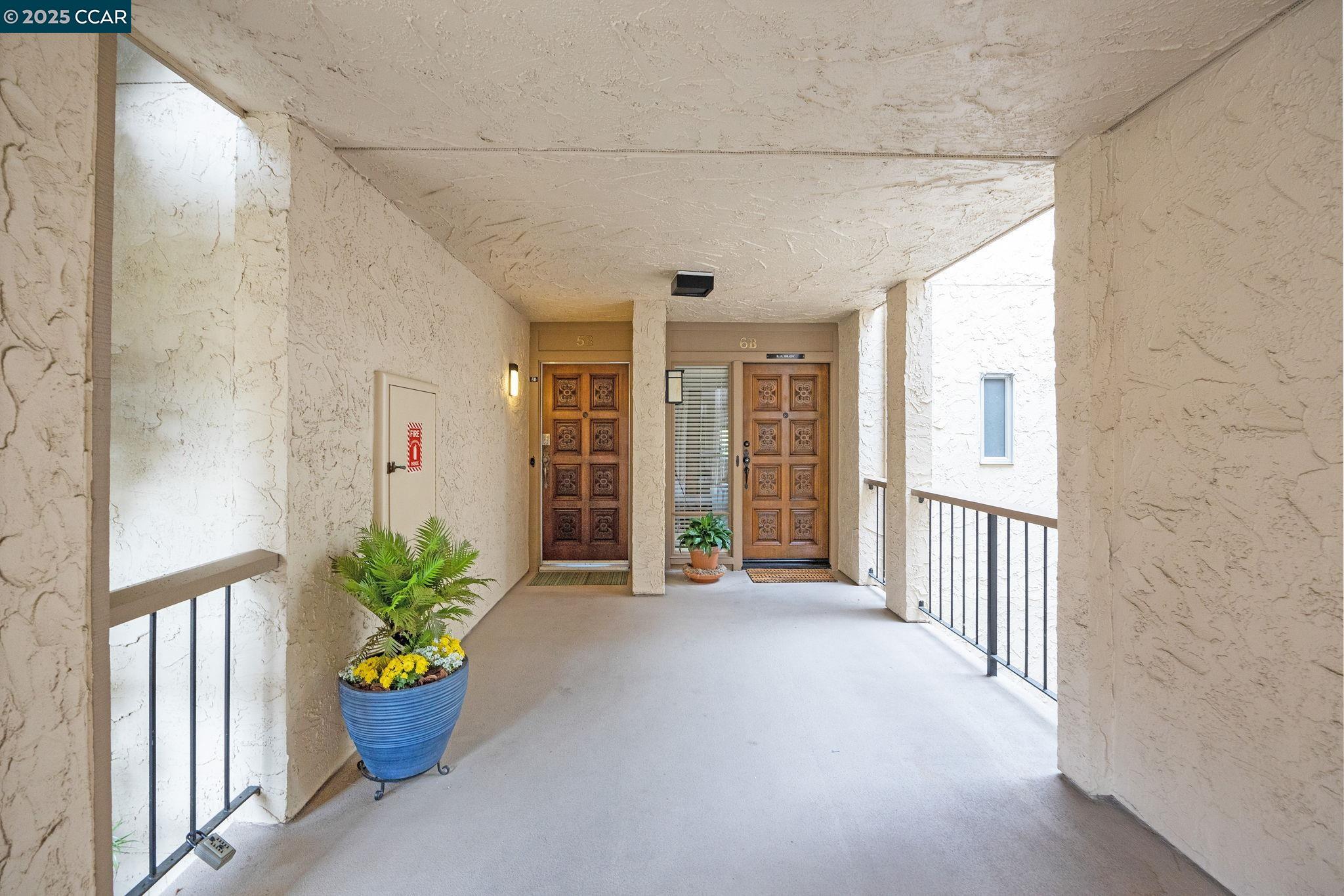 Detail Gallery Image 35 of 47 For 1129 Avenida Sevilla 5b,  Walnut Creek,  CA 94595 - 2 Beds | 2 Baths