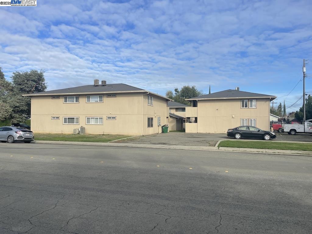 Detail Gallery Image 4 of 13 For 266 S Yolo St, Willows,  CA 95988 - – Beds | – Baths