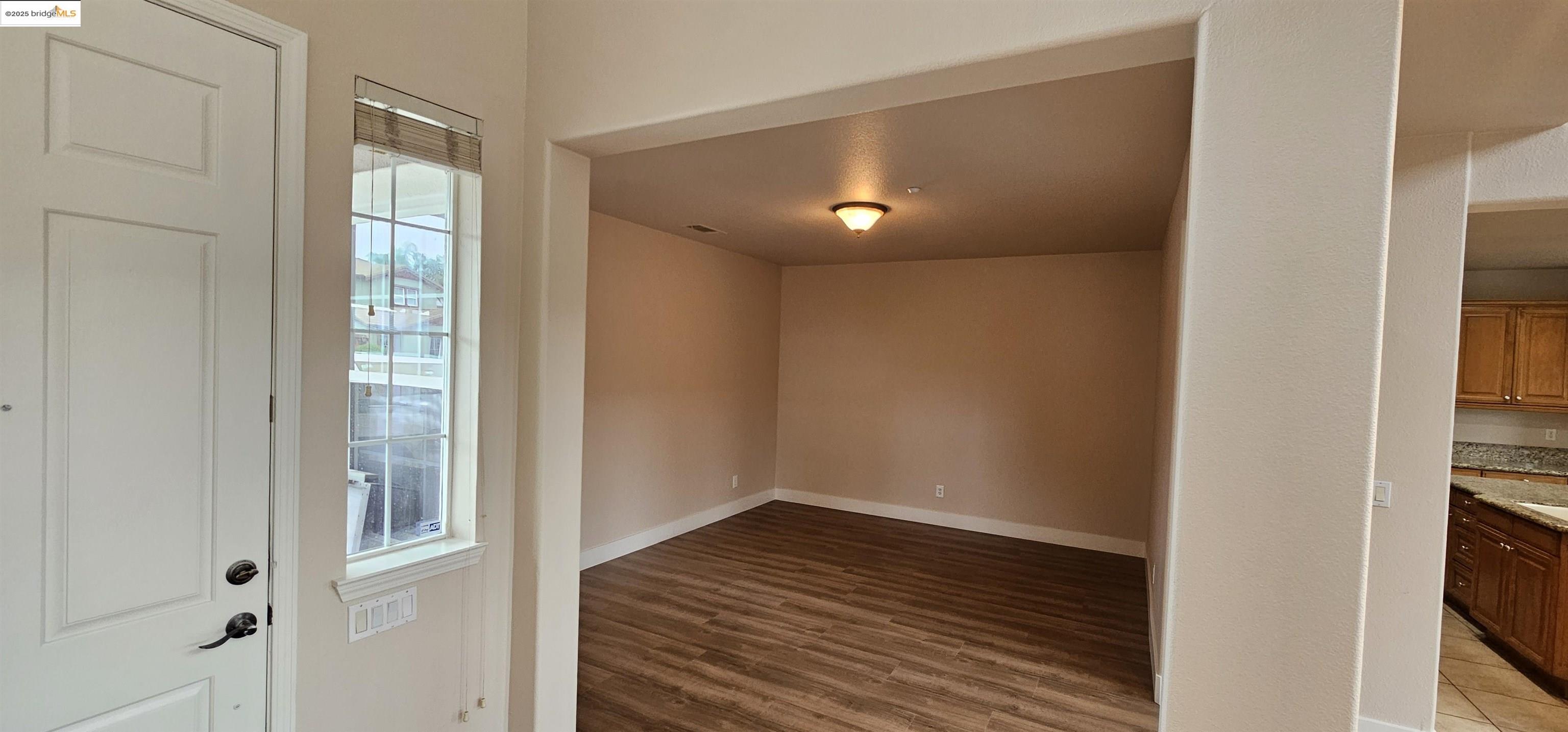 Detail Gallery Image 6 of 14 For 1876 Tarragon Dr, Brentwood,  CA 94513 - 5 Beds | 3 Baths