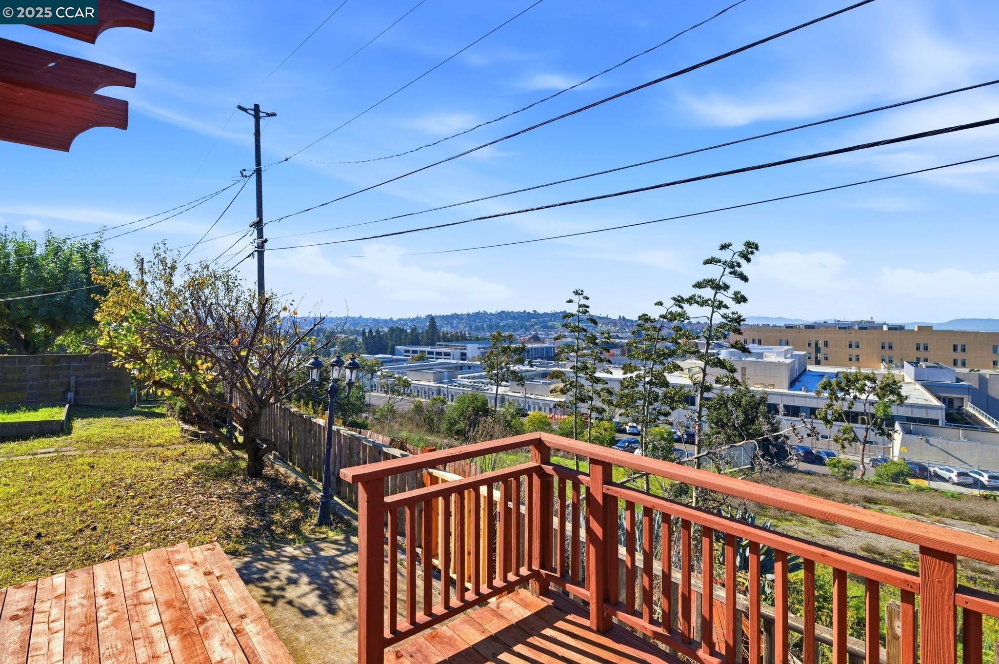 Detail Gallery Image 34 of 39 For 931 N Camino Alto Drive, Vallejo,  CA 94589 - 3 Beds | 2 Baths