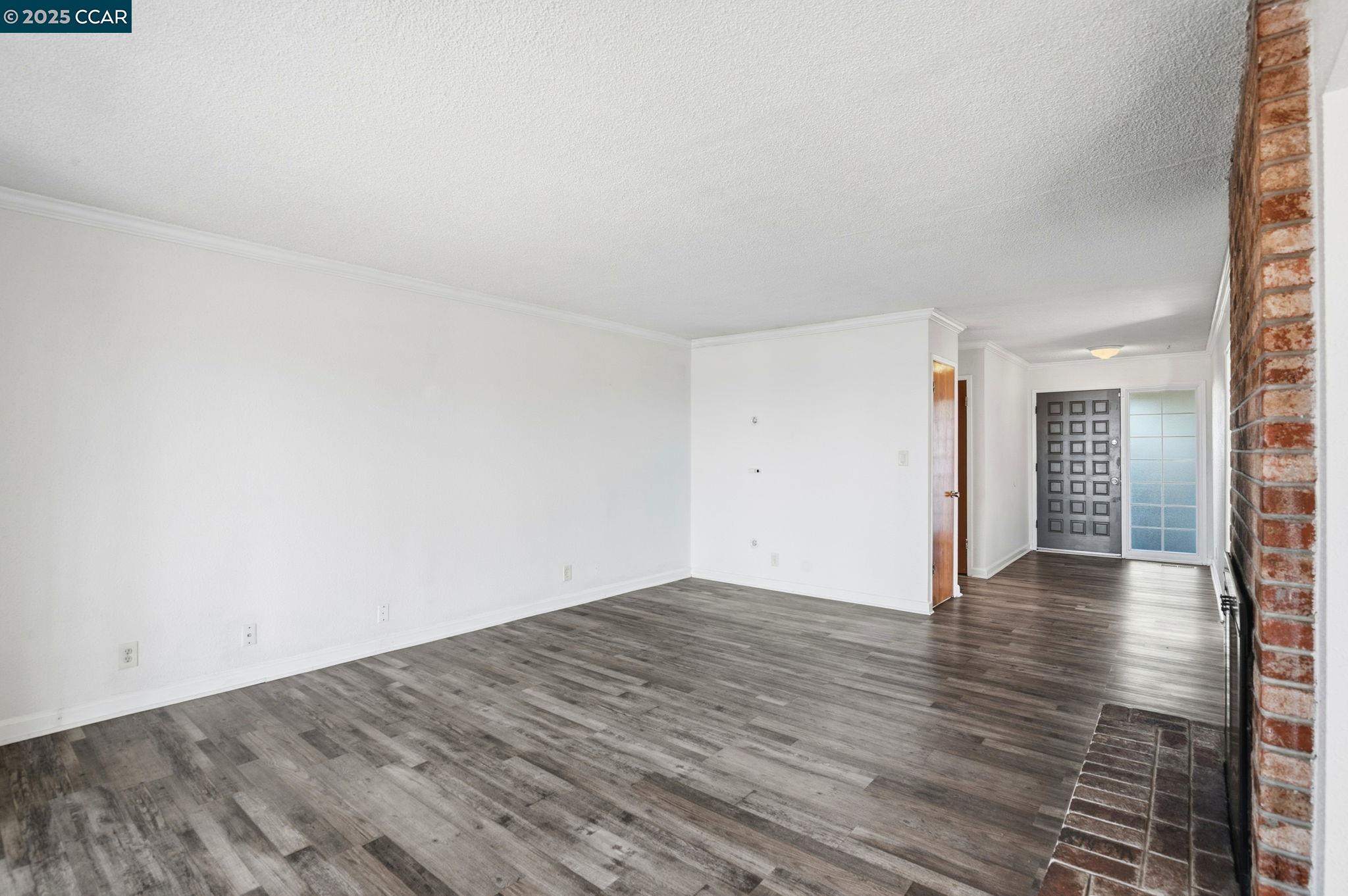 Detail Gallery Image 10 of 39 For 931 N Camino Alto Drive, Vallejo,  CA 94589 - 3 Beds | 2 Baths