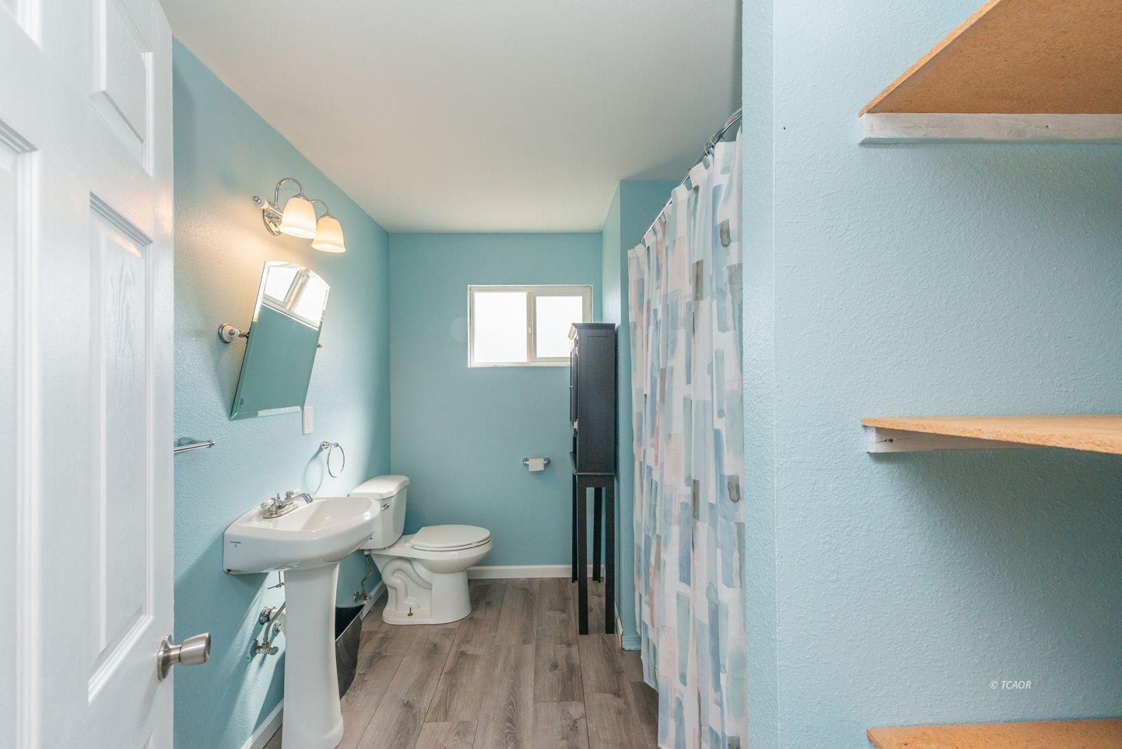 Detail Gallery Image 18 of 42 For 1095 Hyampom Rd, Hayfork,  CA 96041 - 2 Beds | 1 Baths