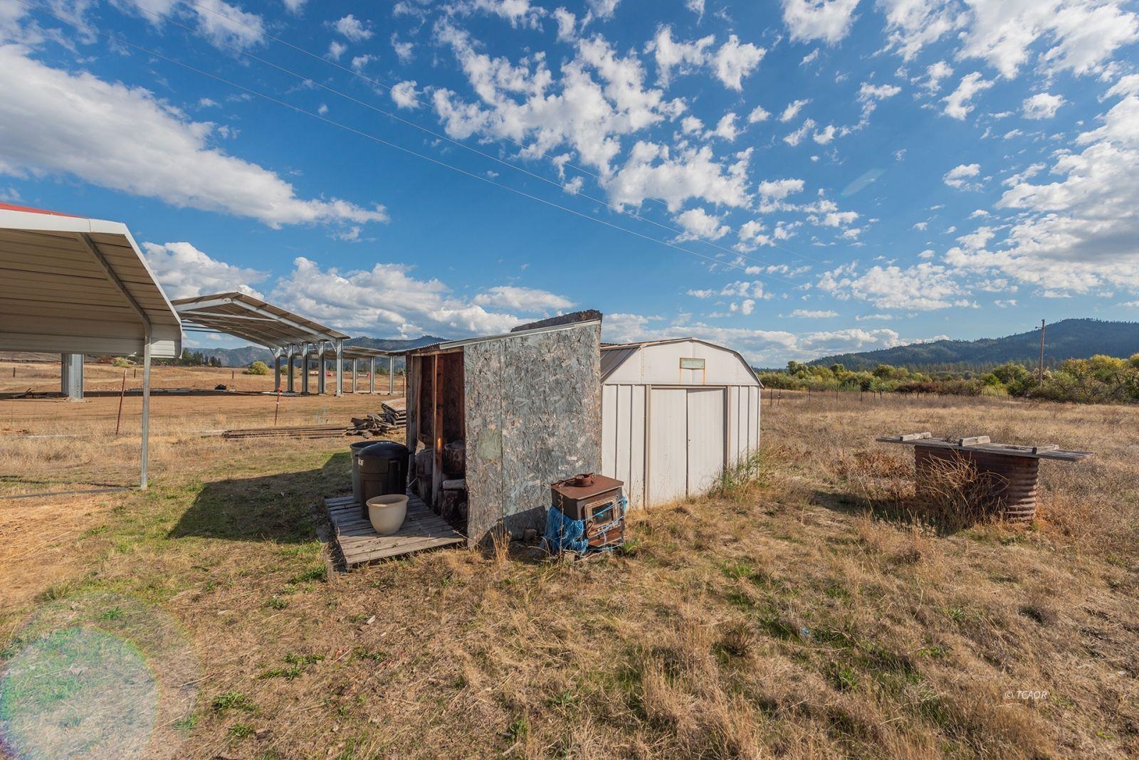 Detail Gallery Image 26 of 42 For 1095 Hyampom Rd, Hayfork,  CA 96041 - 2 Beds | 1 Baths