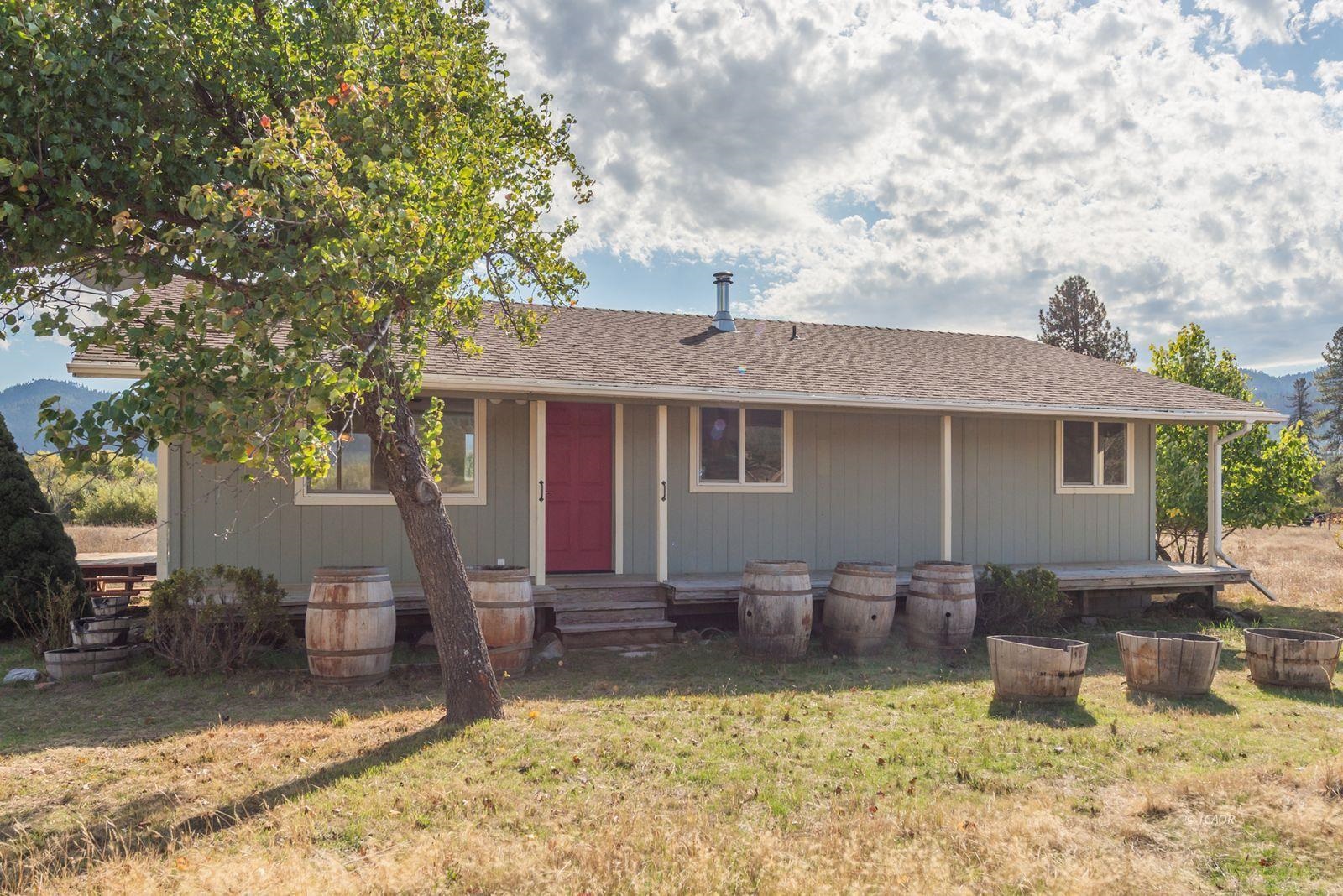 Detail Gallery Image 34 of 42 For 1095 Hyampom Rd, Hayfork,  CA 96041 - 2 Beds | 1 Baths