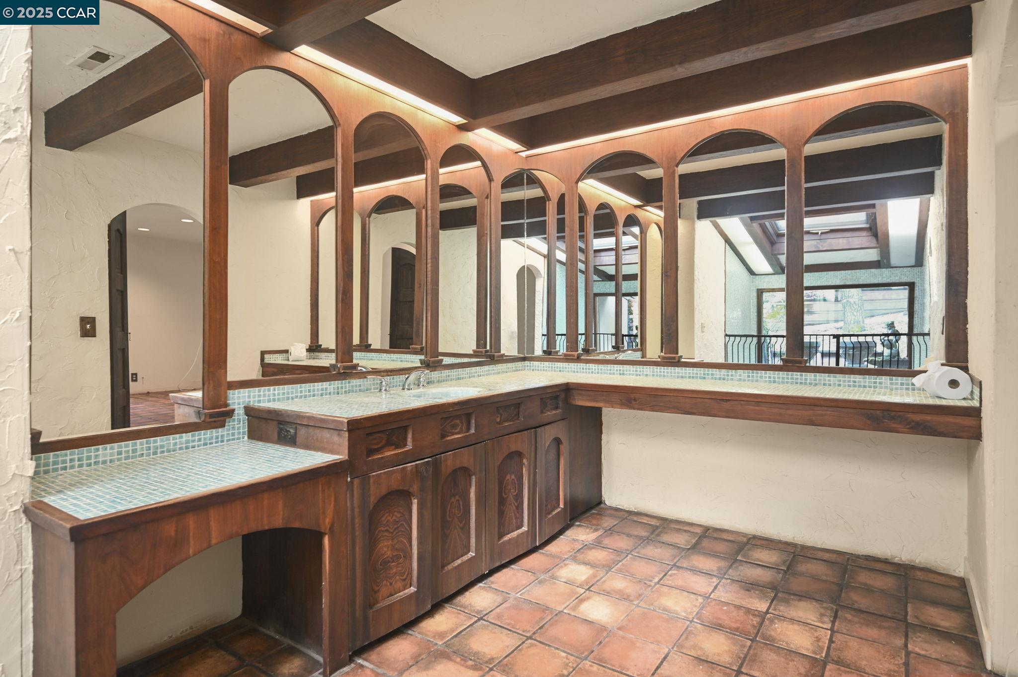 Detail Gallery Image 24 of 42 For 230 Moraga Way, Orinda,  CA 94563-3837 - 3 Beds | 3 Baths