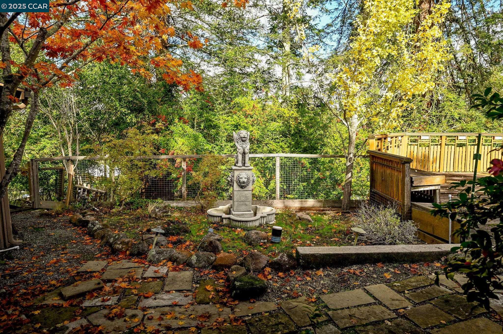 Detail Gallery Image 26 of 42 For 230 Moraga Way, Orinda,  CA 94563-3837 - 3 Beds | 3 Baths