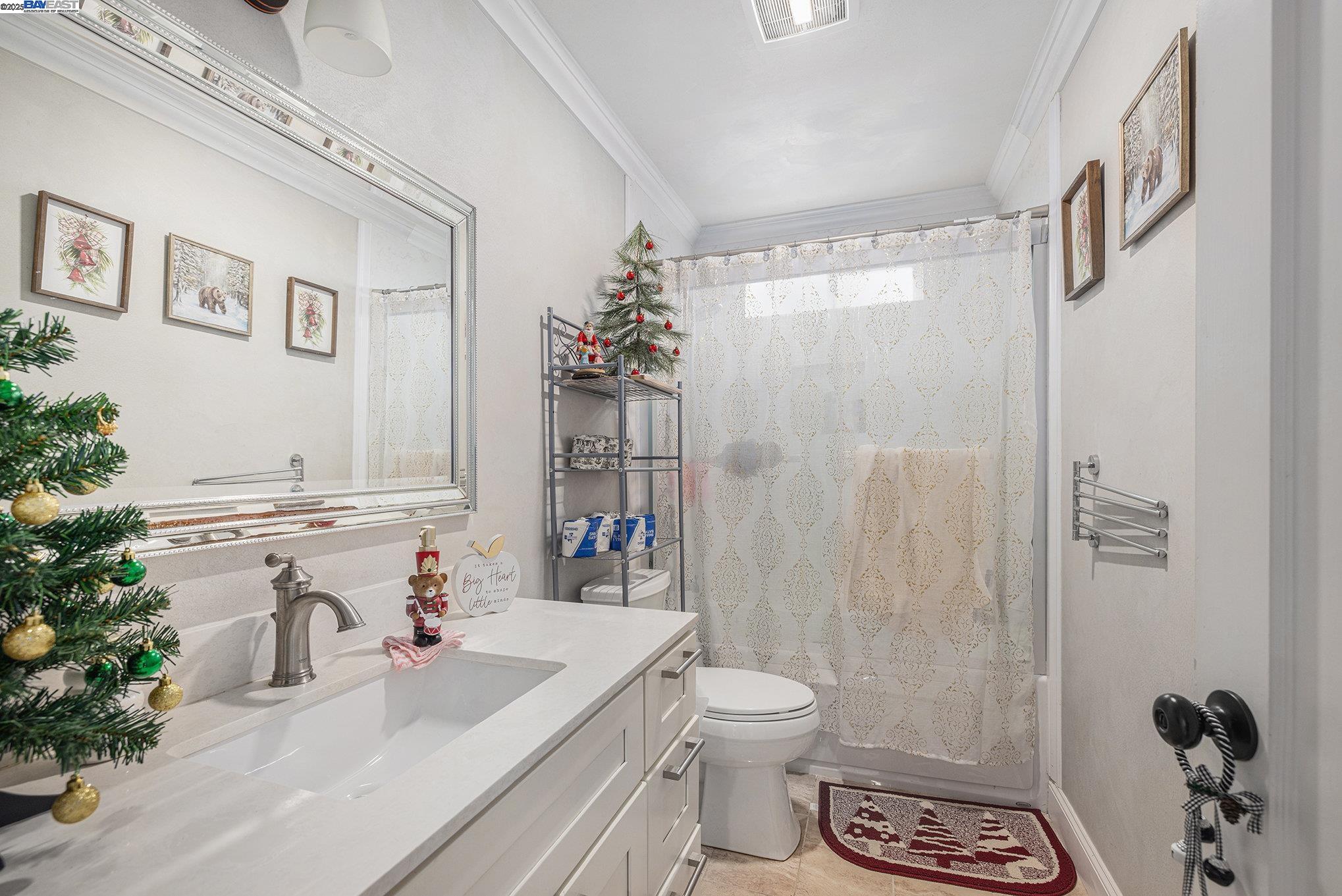 Detail Gallery Image 10 of 24 For 2036 Brookside Dr, San Pablo,  CA 94806 - 4 Beds | 3 Baths