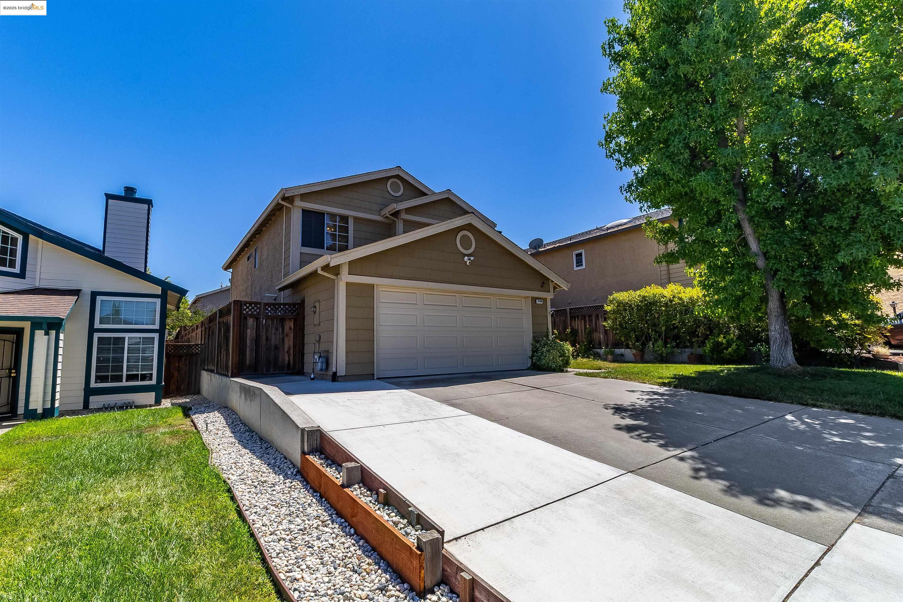 Detail Gallery Image 2 of 37 For 2709 Clover Ct, Antioch,  CA 94531 - 4 Beds | 2/1 Baths