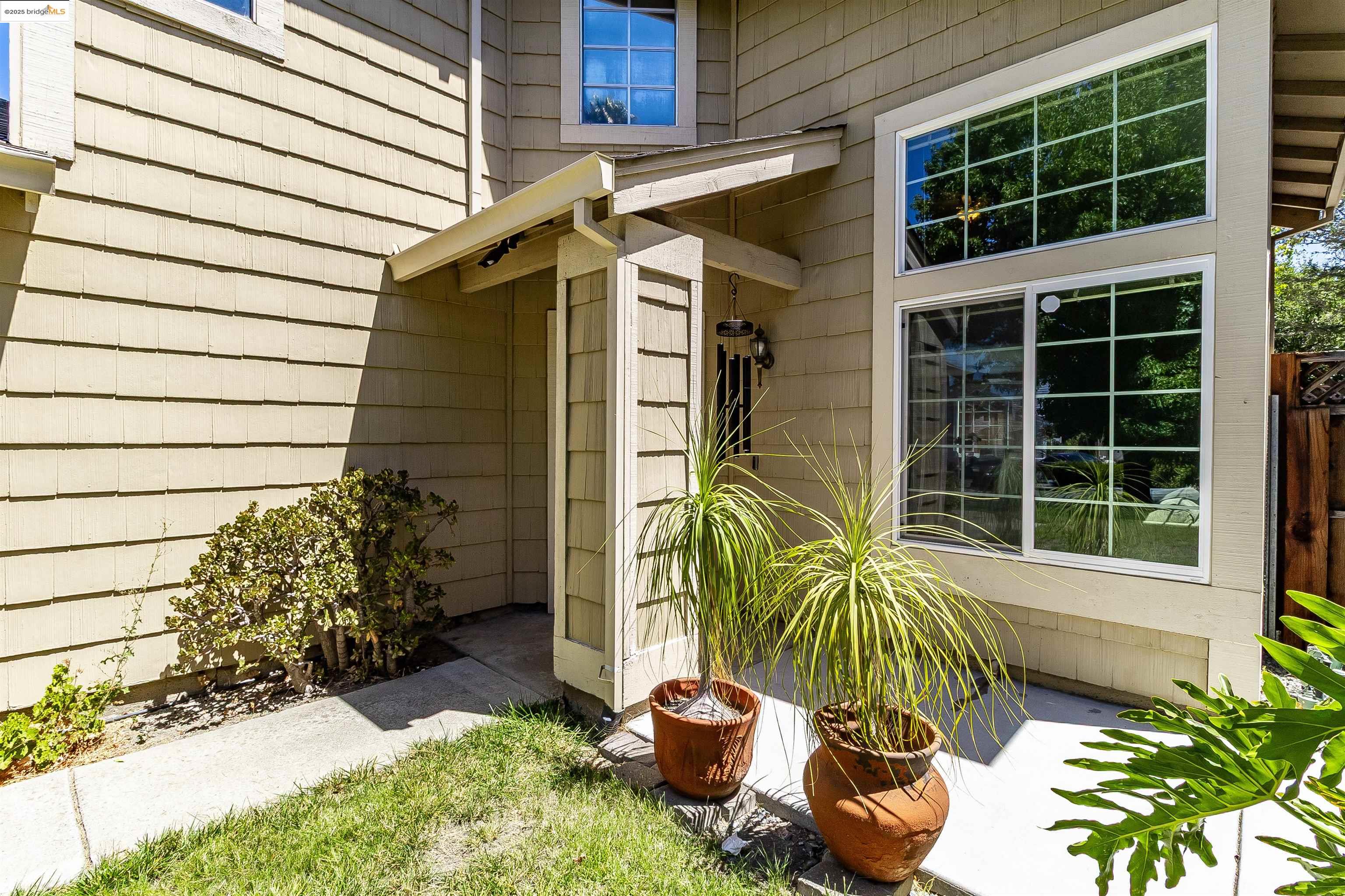 Detail Gallery Image 7 of 37 For 2709 Clover Ct, Antioch,  CA 94531 - 4 Beds | 2/1 Baths