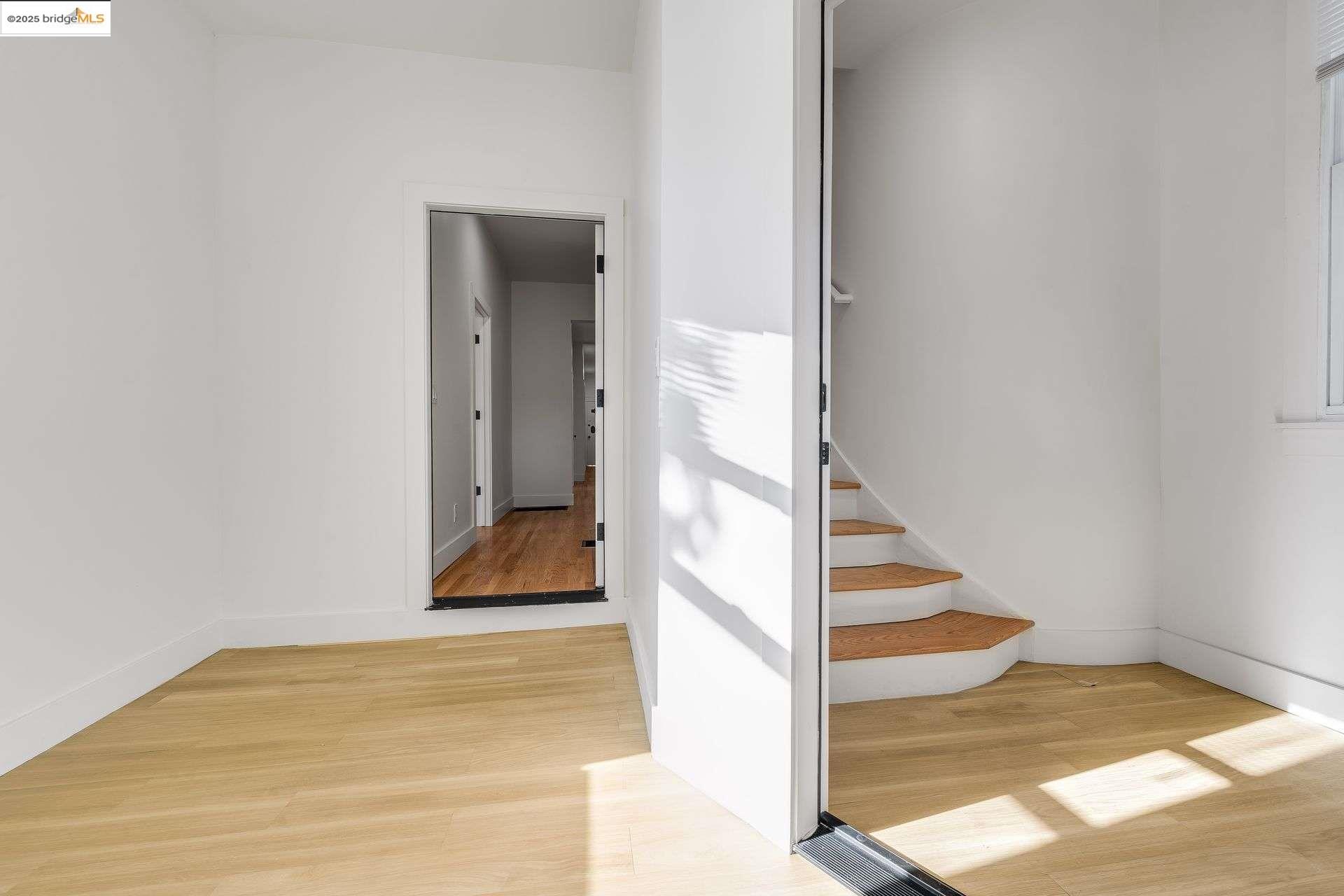 Detail Gallery Image 3 of 55 For 1238 12th St, Oakland,  CA 94607 - – Beds | – Baths