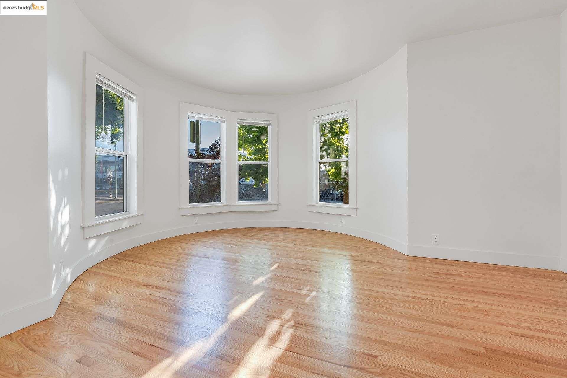 Detail Gallery Image 45 of 55 For 1238 12th St, Oakland,  CA 94607 - – Beds | – Baths