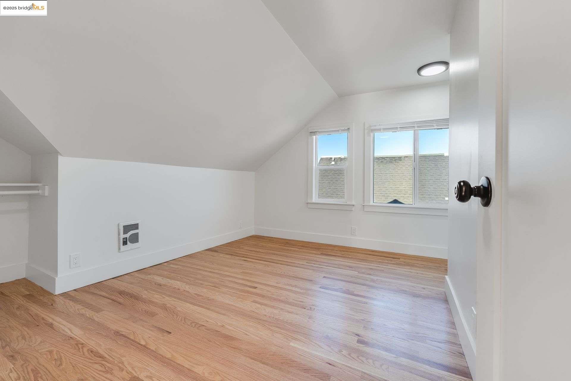 Detail Gallery Image 49 of 55 For 1238 12th St, Oakland,  CA 94607 - – Beds | – Baths