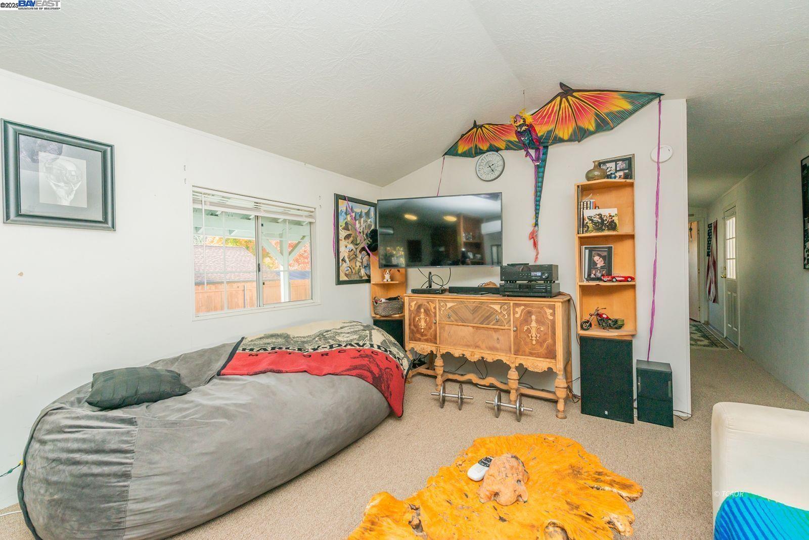 Detail Gallery Image 19 of 48 For 56 Horseshoe Ln., Weaverville,  CA 96093 - 2 Beds | 1 Baths