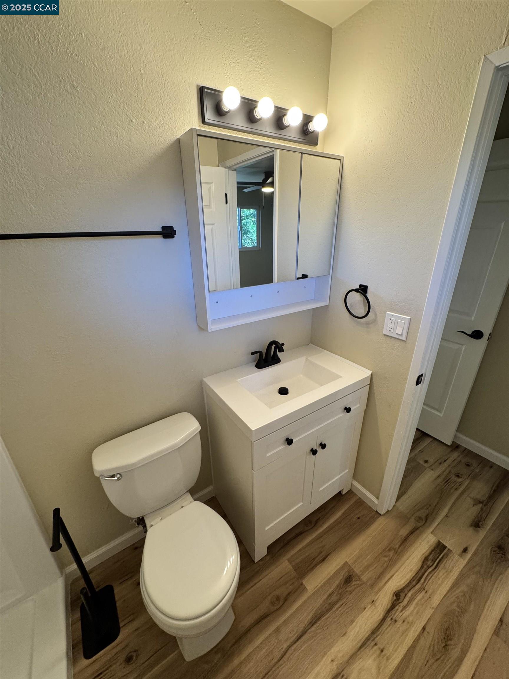 Detail Gallery Image 18 of 55 For 540 Coot, Suisun City,  CA 94585 - 4 Beds | 2 Baths