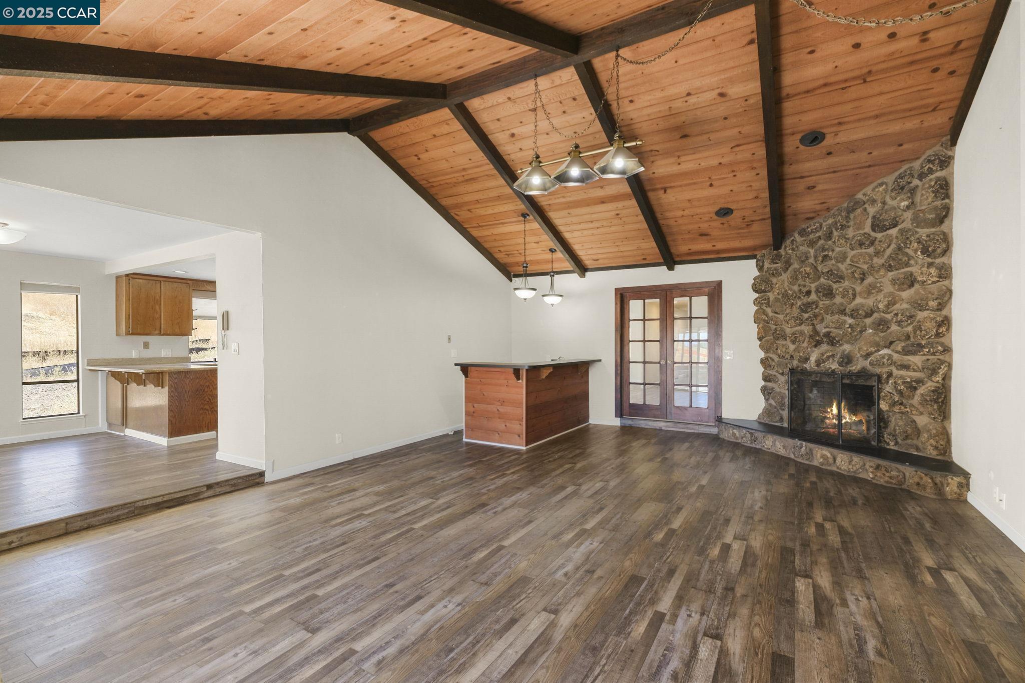 Detail Gallery Image 17 of 36 For 1610 Lawrence Road, Danville,  CA 94506-4701 - 4 Beds | 2/1 Baths