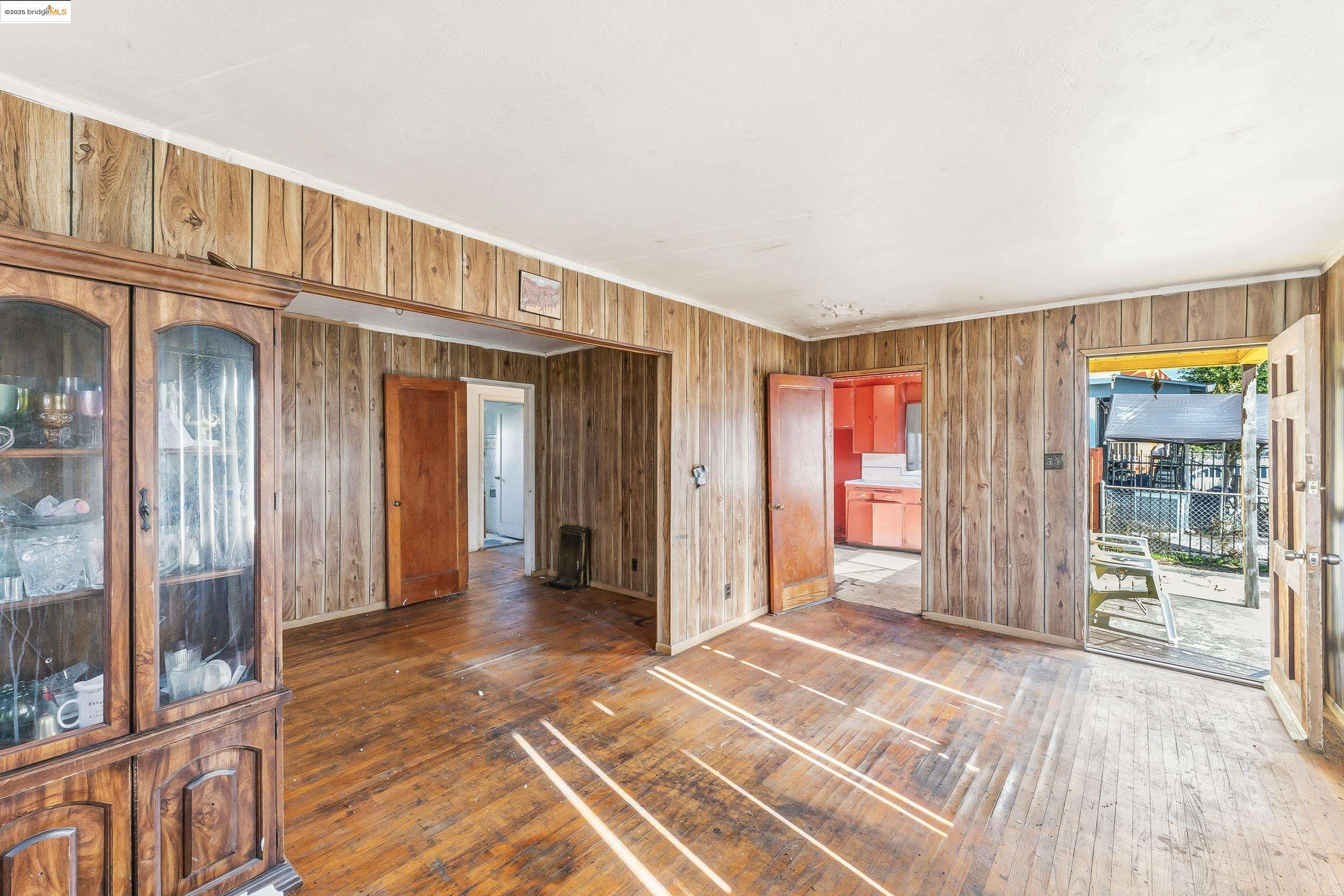 Front Image Thumbnail for EB41117667