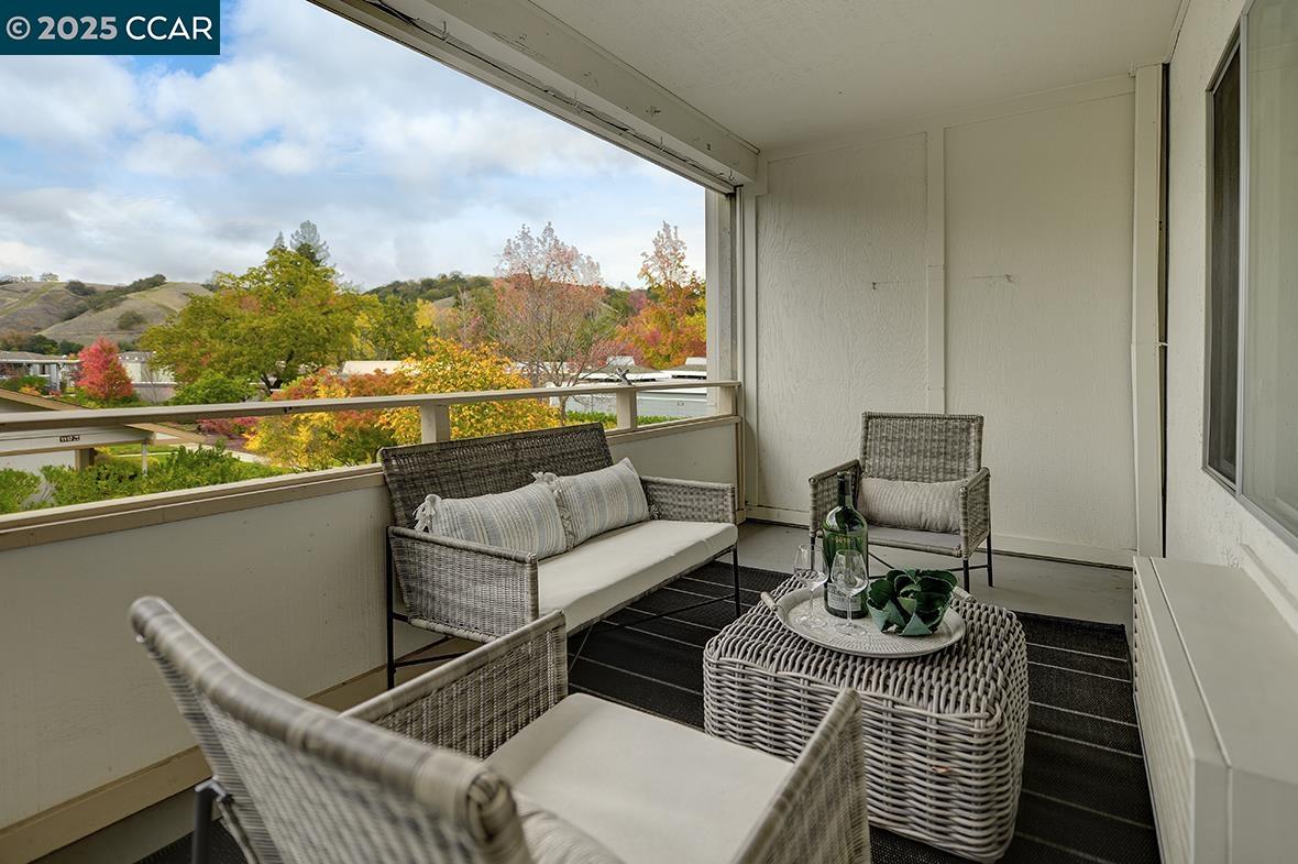 Detail Gallery Image 20 of 54 For 1317 Ptarmigan Dr #6,  Walnut Creek,  CA 94595 - 2 Beds | 1 Baths