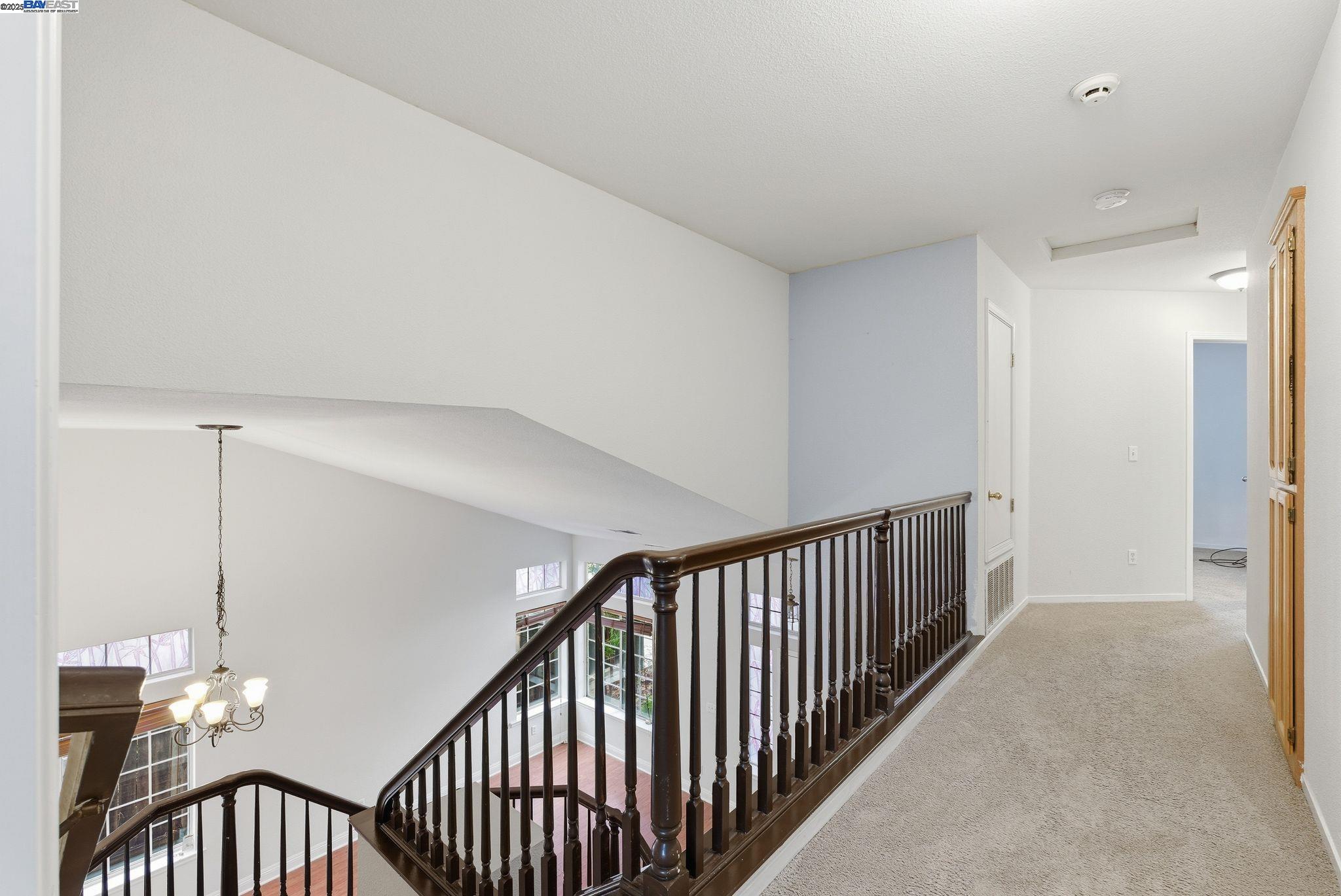 Detail Gallery Image 21 of 36 For 2337 Woodhill Dr, Pittsburg,  CA 94565 - 5 Beds | 3 Baths