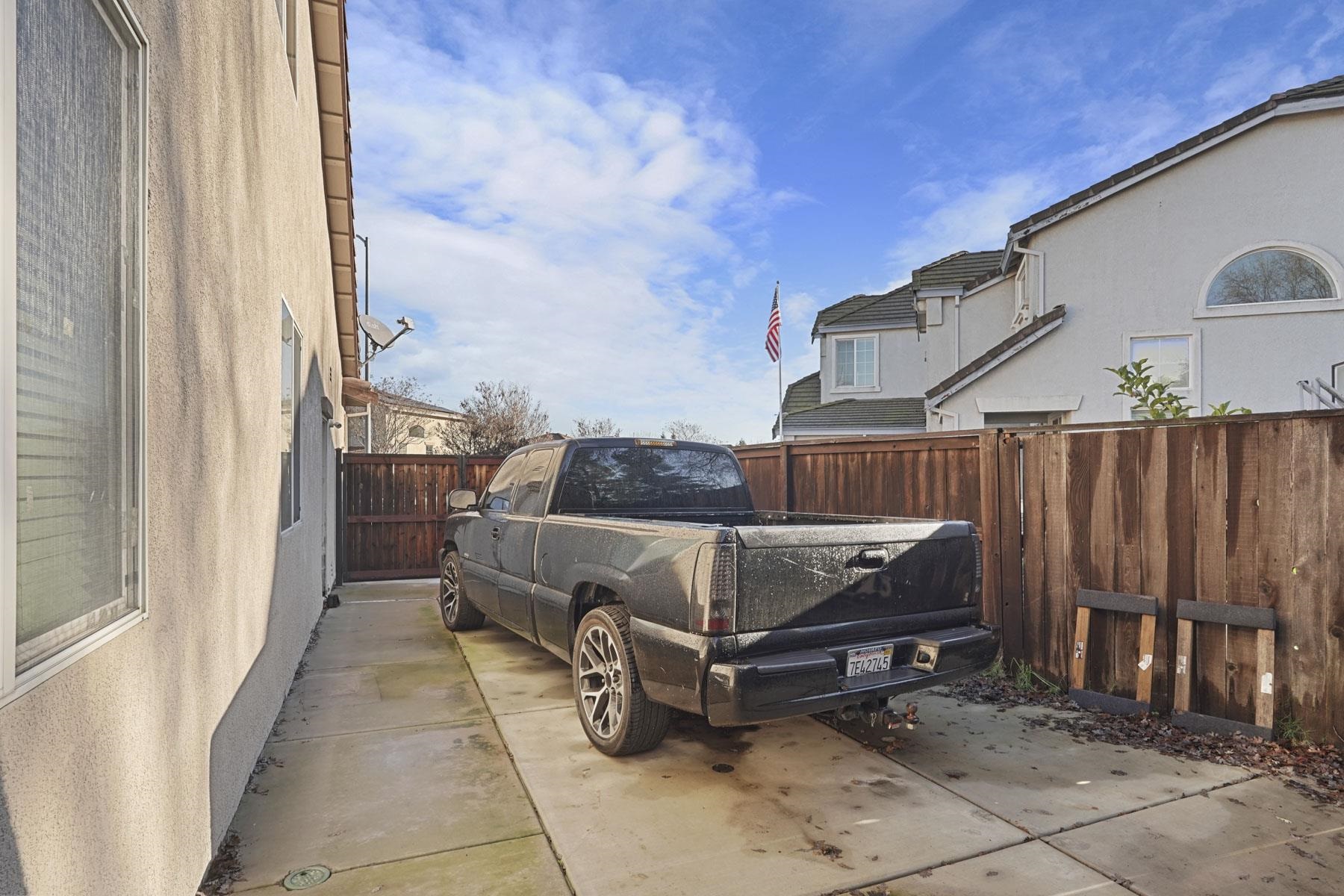 Detail Gallery Image 37 of 41 For 2644 Swainsons Hawk St, Stockton,  CA 95209 - 4 Beds | 3 Baths