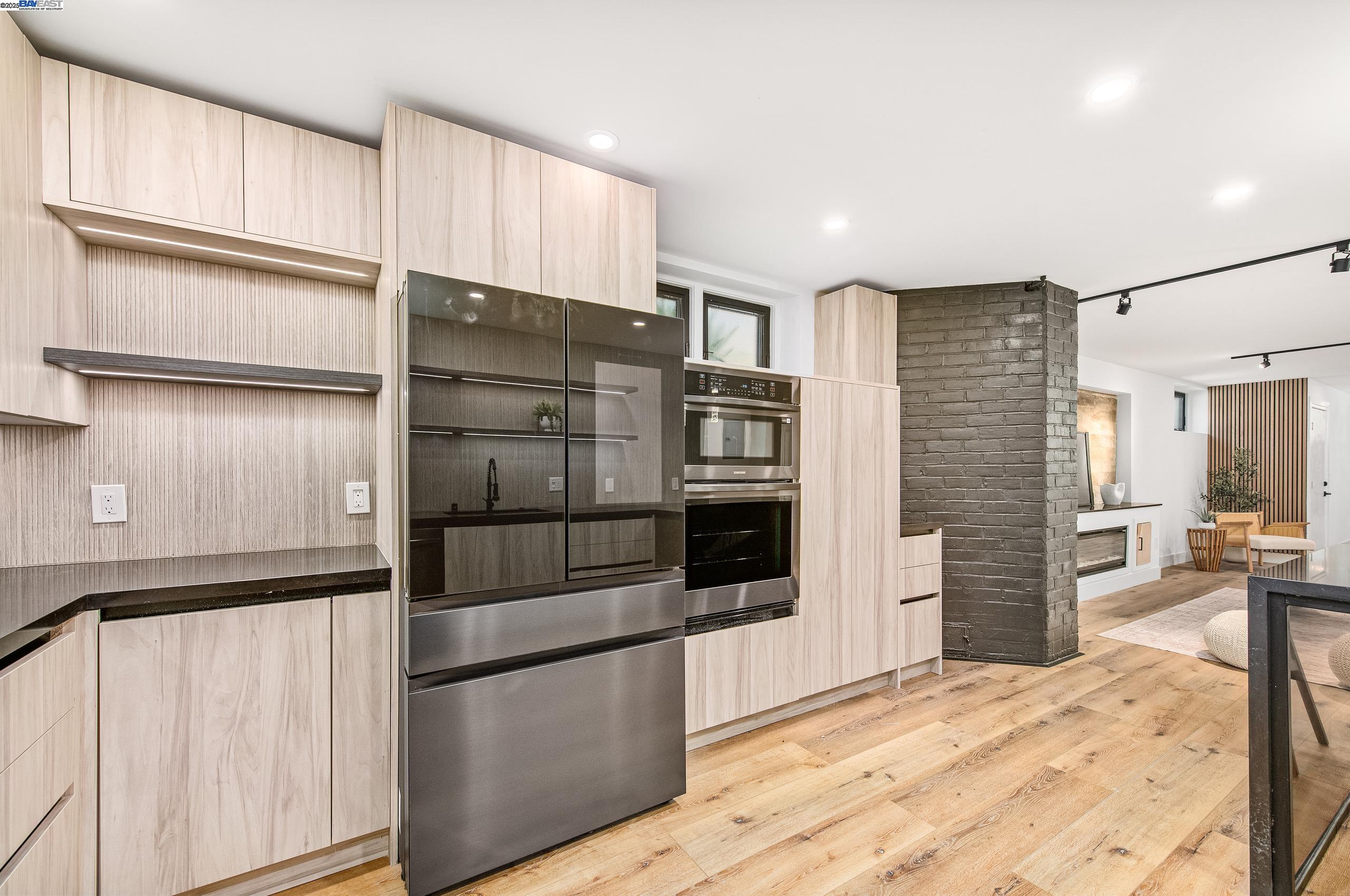 Detail Gallery Image 37 of 49 For 4073 Stanley Blvd, Pleasanton,  CA 94566 - 5 Beds | 3 Baths