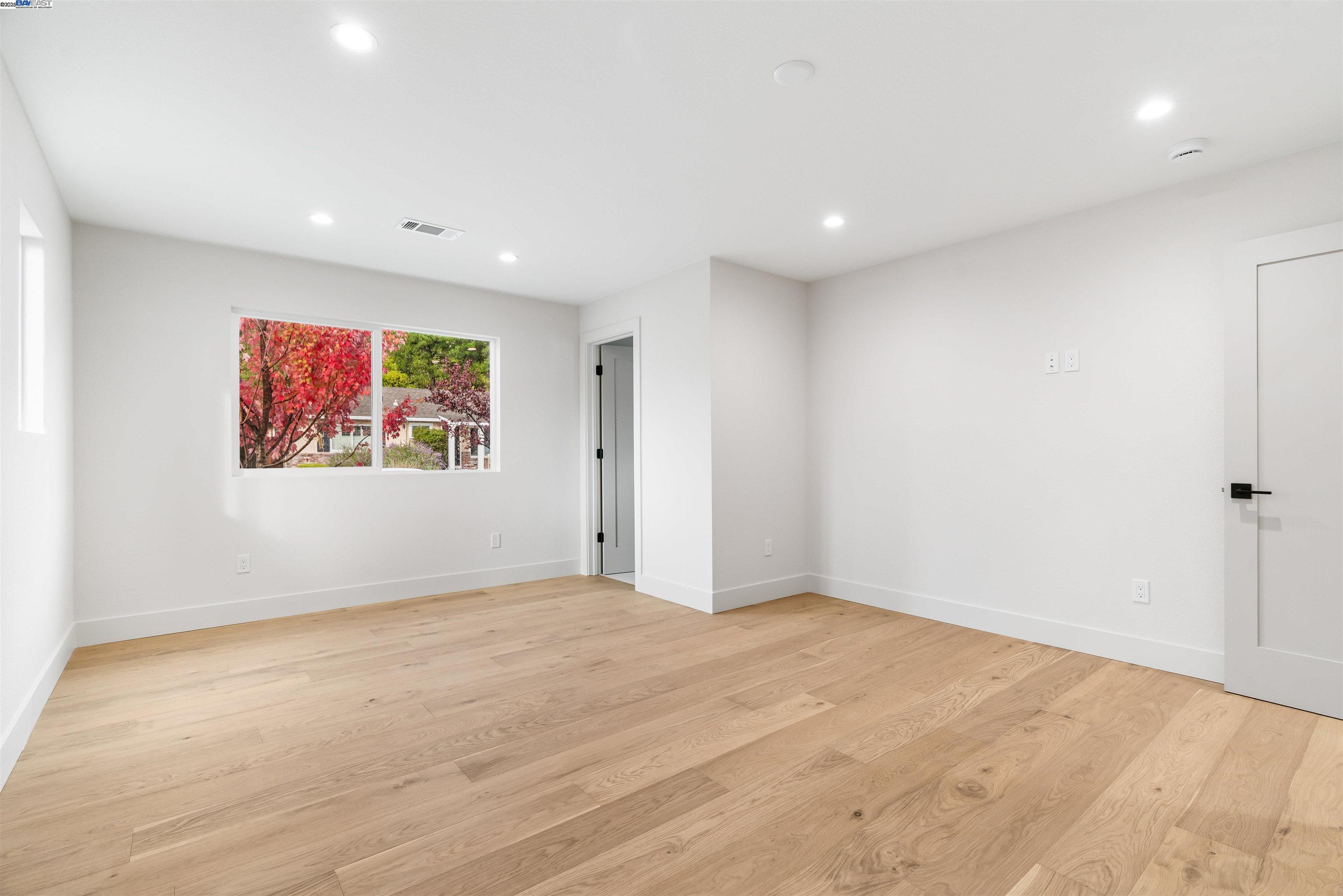 Detail Gallery Image 38 of 54 For 3161 Plymouth Rd, Lafayette,  CA 94549 - 3 Beds | 3 Baths