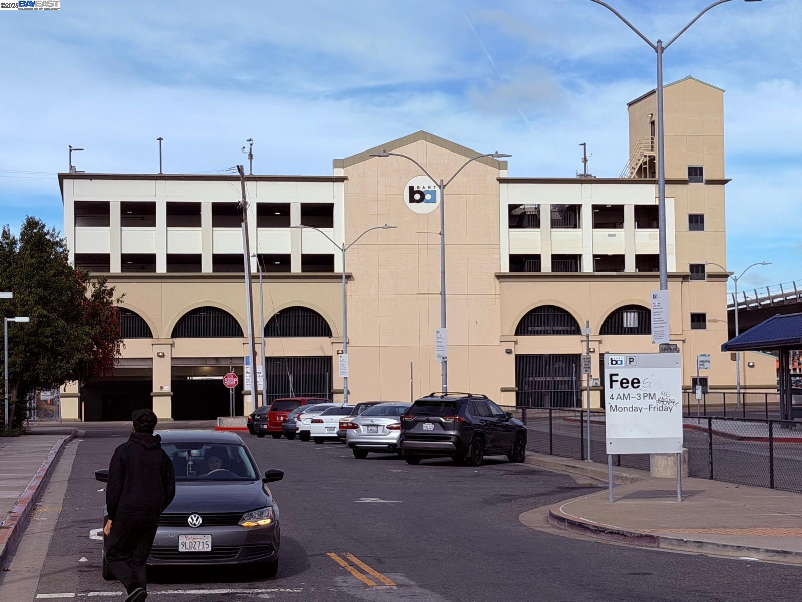 Detail Gallery Image 7 of 8 For 3338 San Leandro St, Oakland,  CA 94601 - – Beds | – Baths