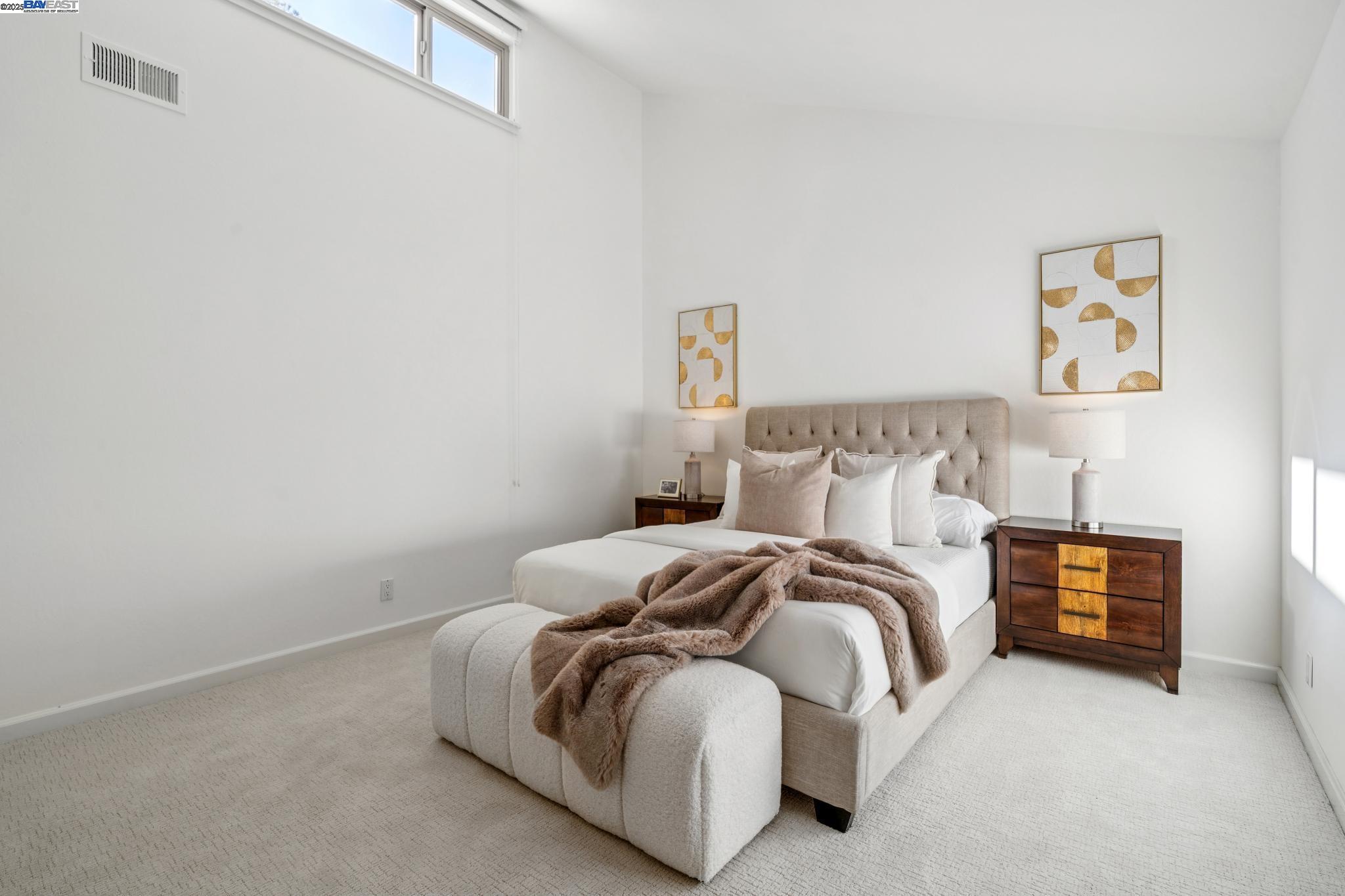 Detail Gallery Image 26 of 37 For 3201 Fiji Lane, Alameda,  CA 94502 - 2 Beds | 2 Baths