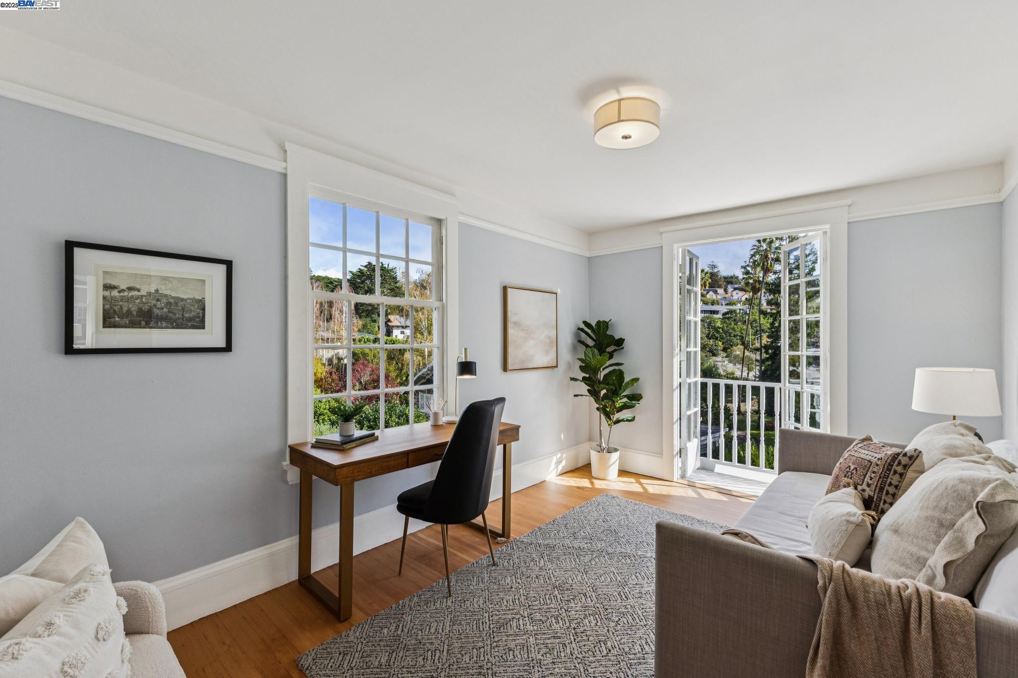 Detail Gallery Image 38 of 59 For 5811 Romany, Oakland,  CA 94618 - 4 Beds | 2/1 Baths