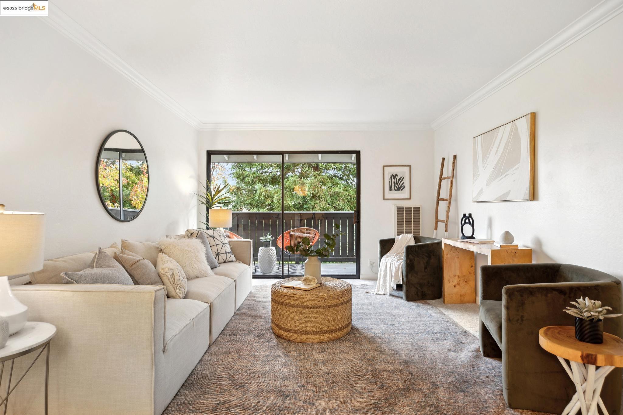 Detail Gallery Image 8 of 28 For 1471 Marchbanks Dr #4,  Walnut Creek,  CA 94598 - 1 Beds | 1 Baths