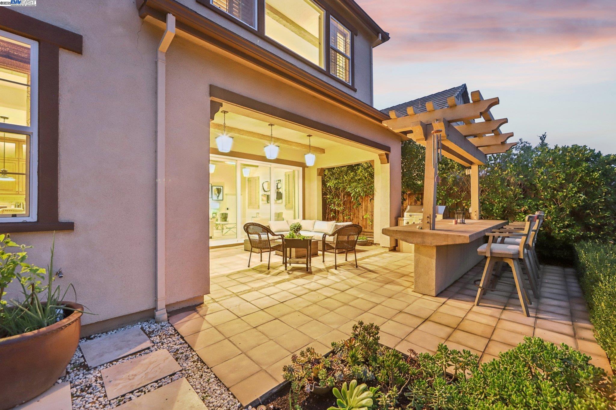 Detail Gallery Image 52 of 59 For 3885 Highpointe Ct, Dublin,  CA 94568 - 4 Beds | 4 Baths