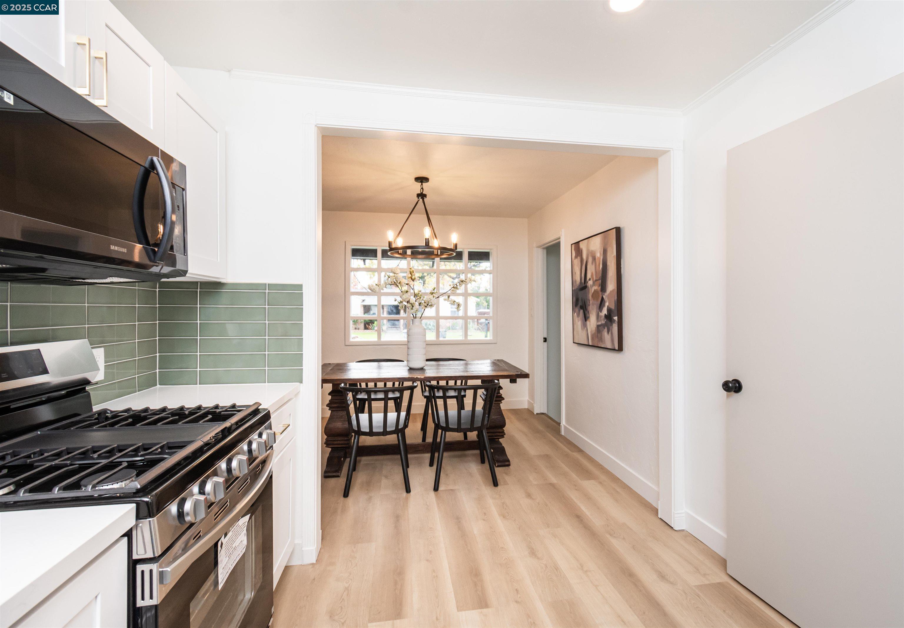 Detail Gallery Image 16 of 45 For 2491 Carlsbad Ave, Sacramento,  CA 95821 - 5 Beds | 2 Baths