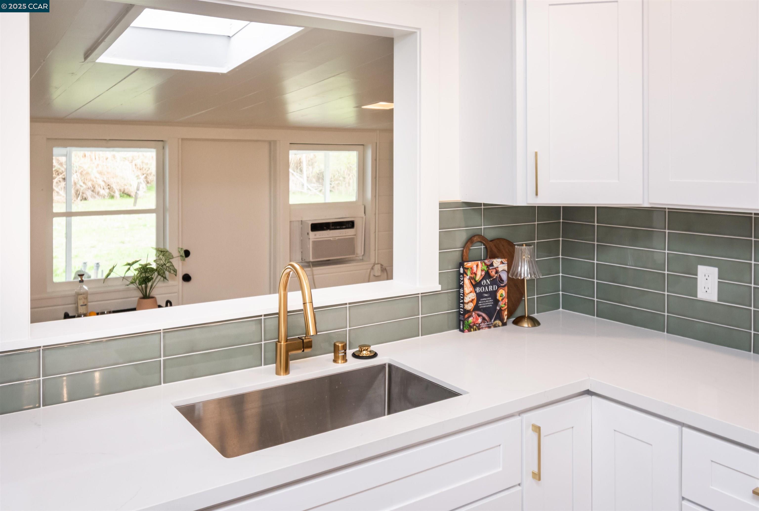 Detail Gallery Image 17 of 45 For 2491 Carlsbad Ave, Sacramento,  CA 95821 - 5 Beds | 2 Baths