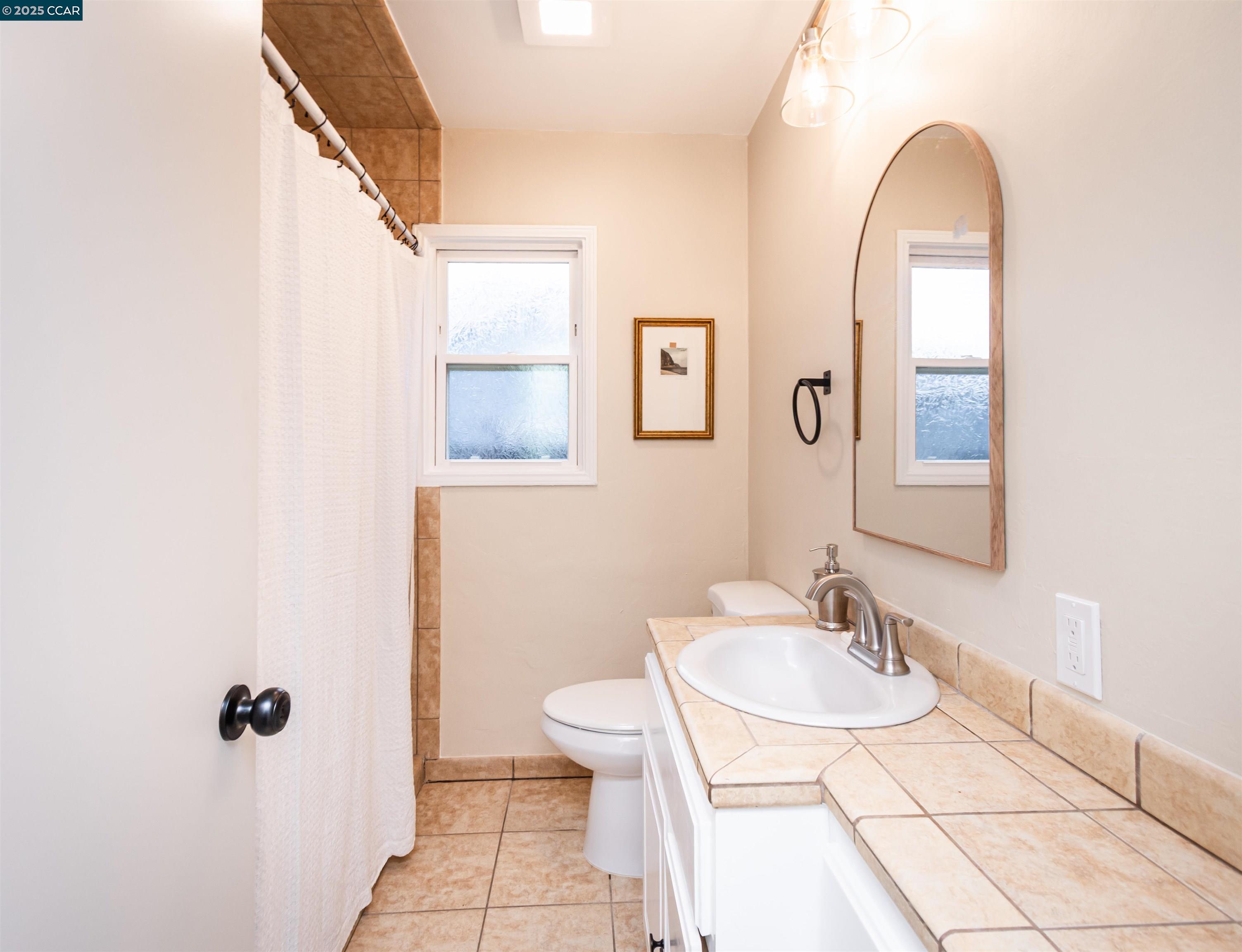 Detail Gallery Image 20 of 45 For 2491 Carlsbad Ave, Sacramento,  CA 95821 - 5 Beds | 2 Baths