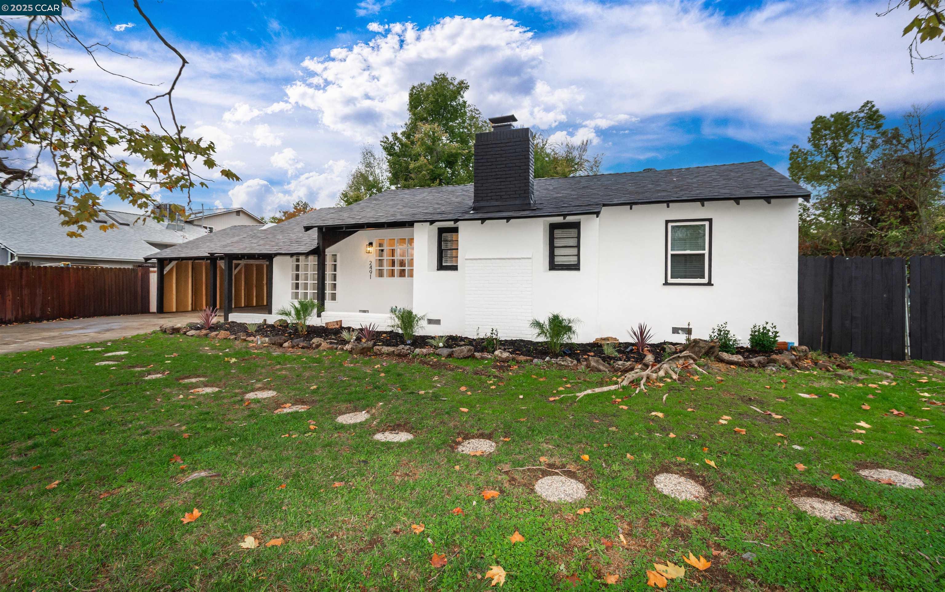 Detail Gallery Image 3 of 45 For 2491 Carlsbad Ave, Sacramento,  CA 95821 - 5 Beds | 2 Baths