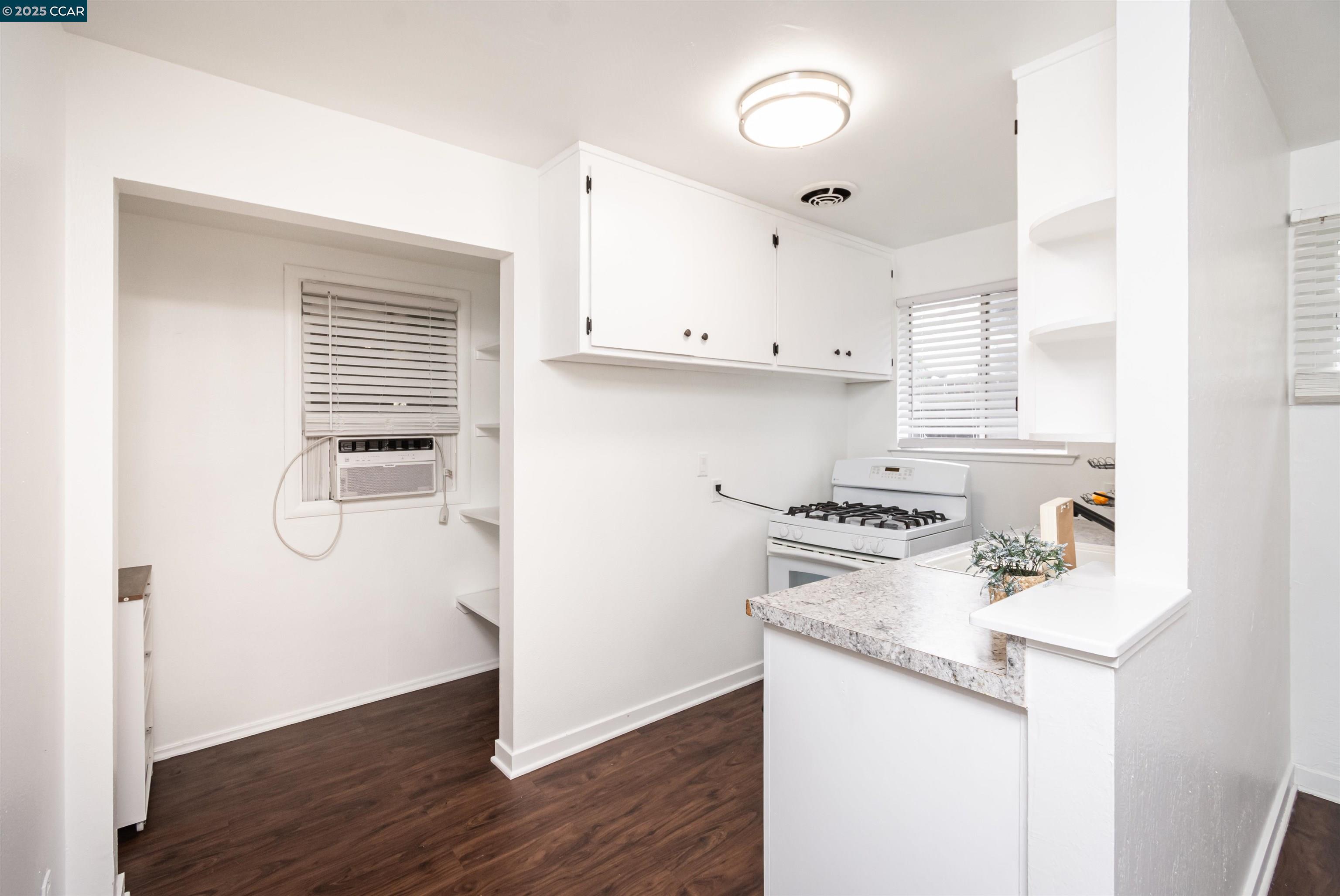 Detail Gallery Image 37 of 45 For 2491 Carlsbad Ave, Sacramento,  CA 95821 - 5 Beds | 2 Baths