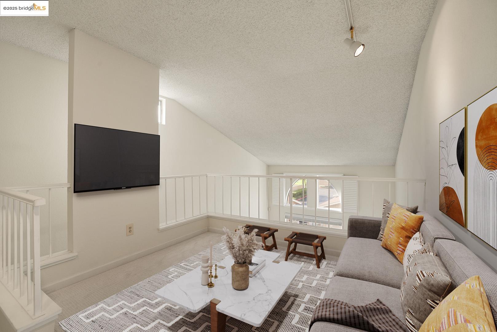 Detail Gallery Image 13 of 36 For 44 Glenwood, Hercules,  CA 94547 - 1 Beds | 1 Baths