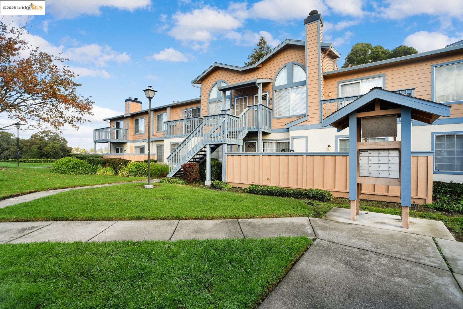 Detail Gallery Image 32 of 36 For 44 Glenwood, Hercules,  CA 94547 - 1 Beds | 1 Baths