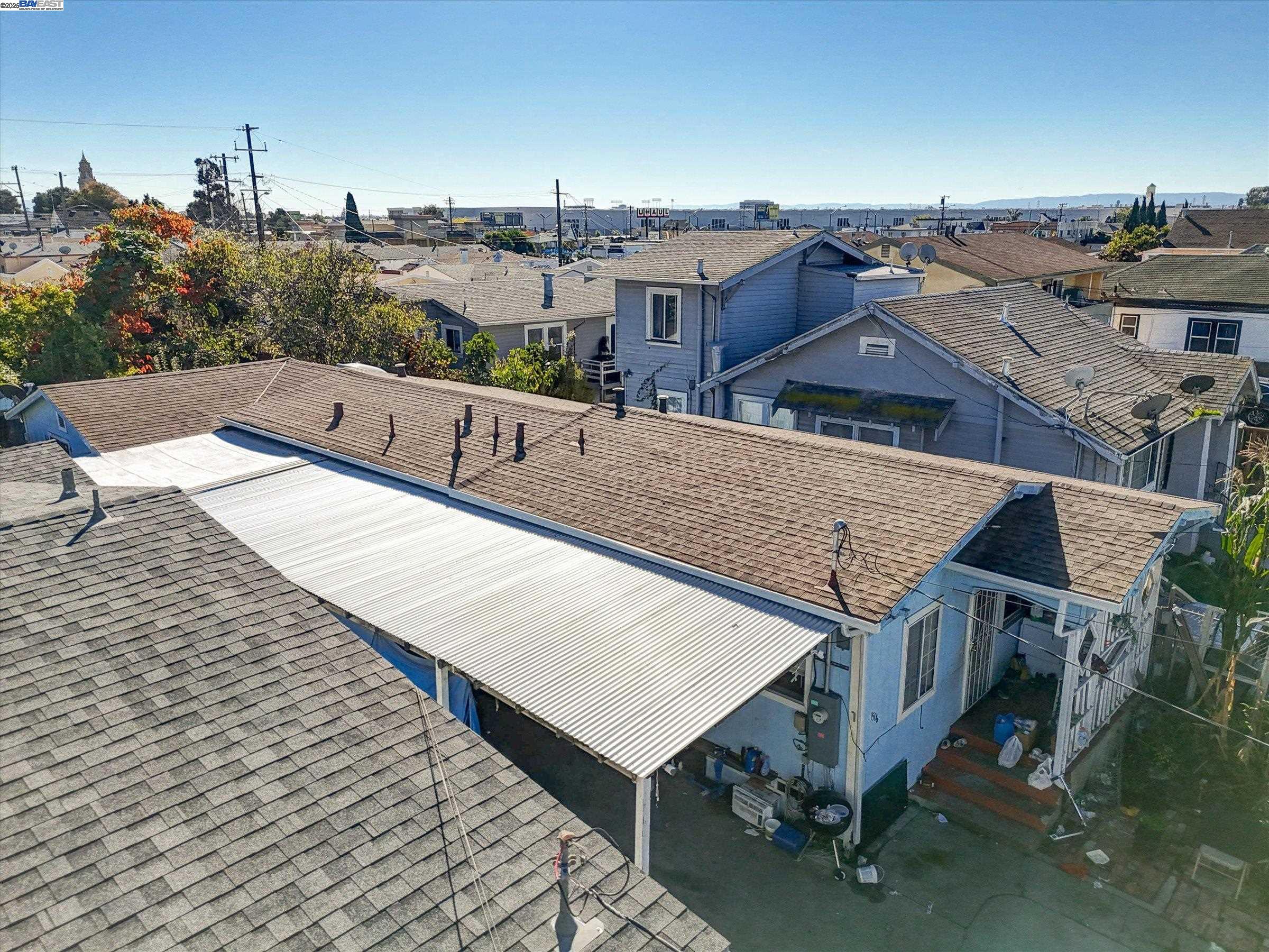 Detail Gallery Image 2 of 38 For 1506 52nd Ave, Oakland,  CA 94601 - 4 Beds | 2 Baths