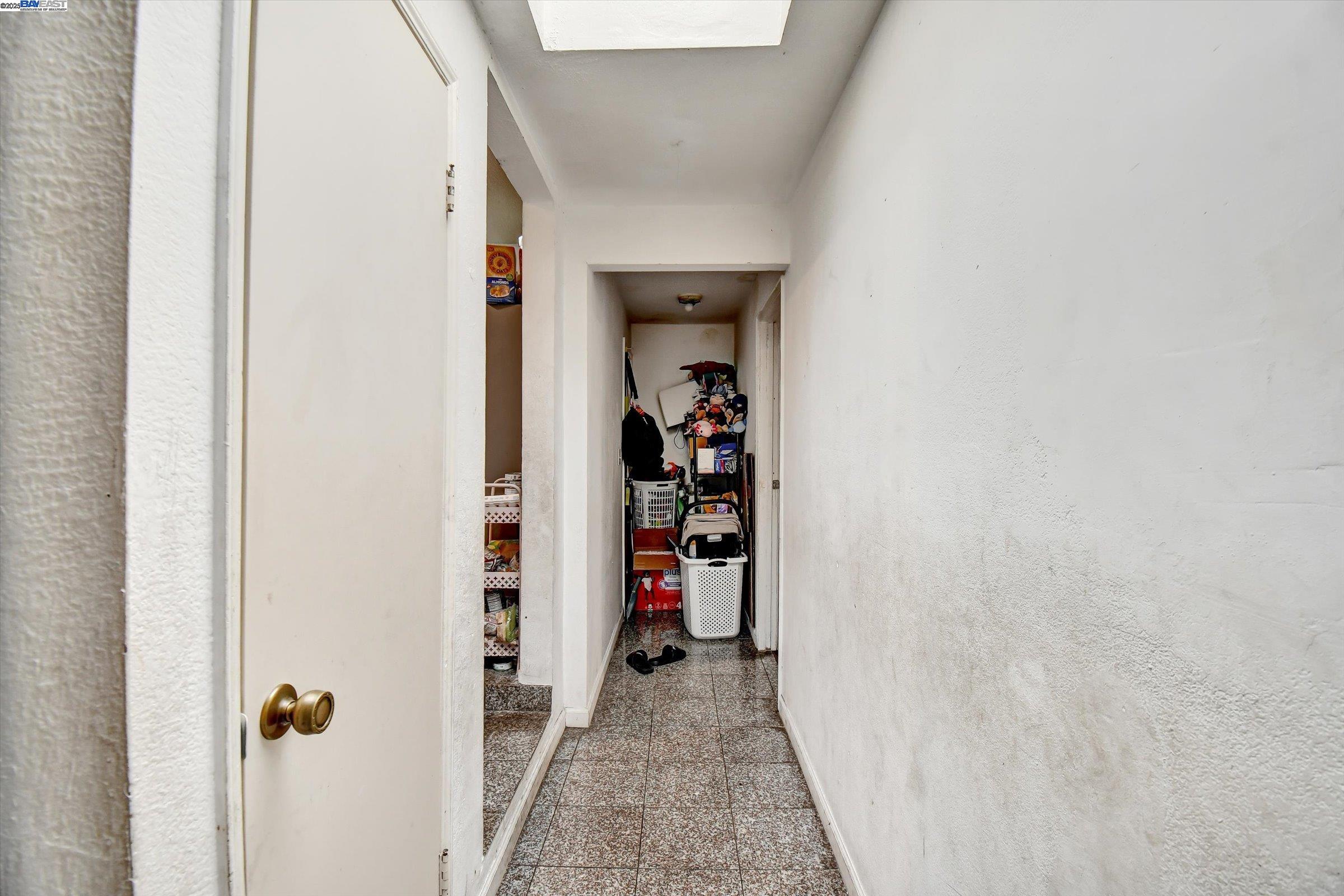 Detail Gallery Image 17 of 38 For 1506 52nd Ave, Oakland,  CA 94601 - 4 Beds | 2 Baths